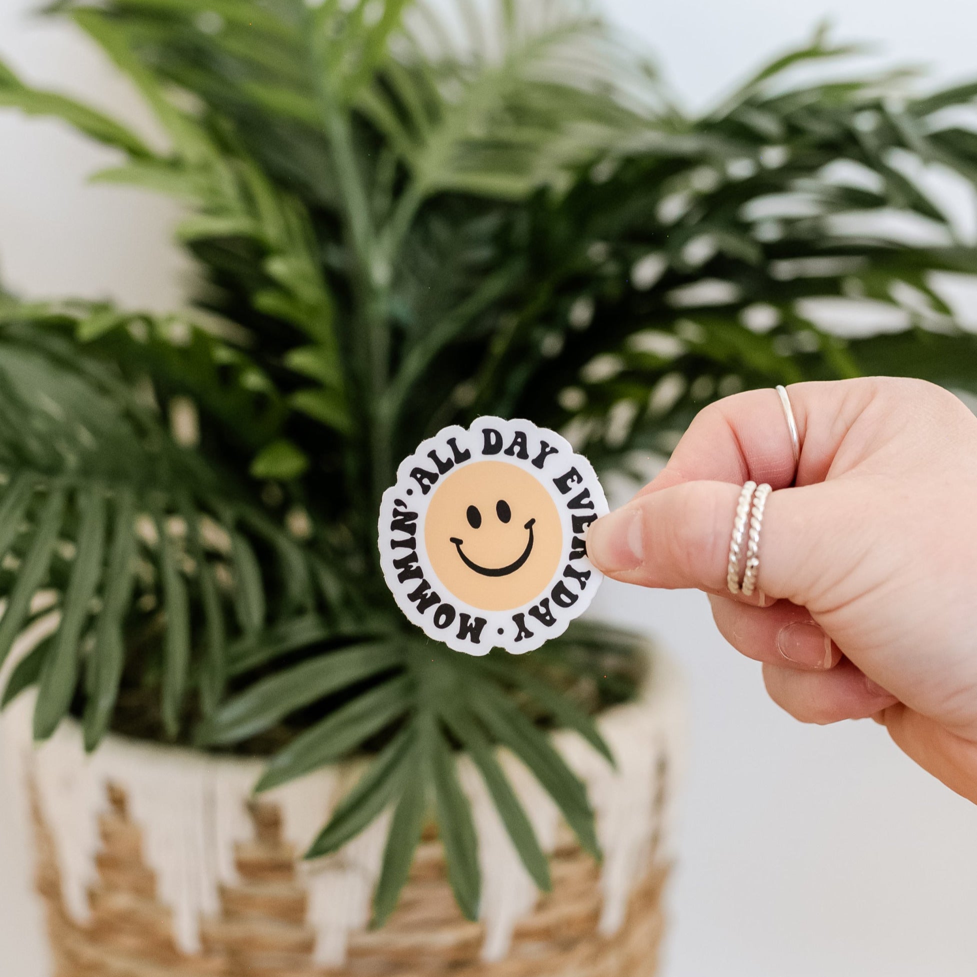 LMSS® STICKER - The Retro Edit - Mommin&amp;#39; All Day Everyday