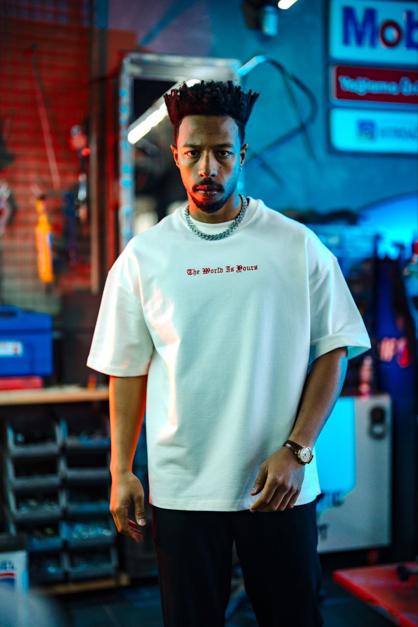 Micibill T-Shirt - &amp;quot;The World Is Yours&amp;quot; Graphic Tee