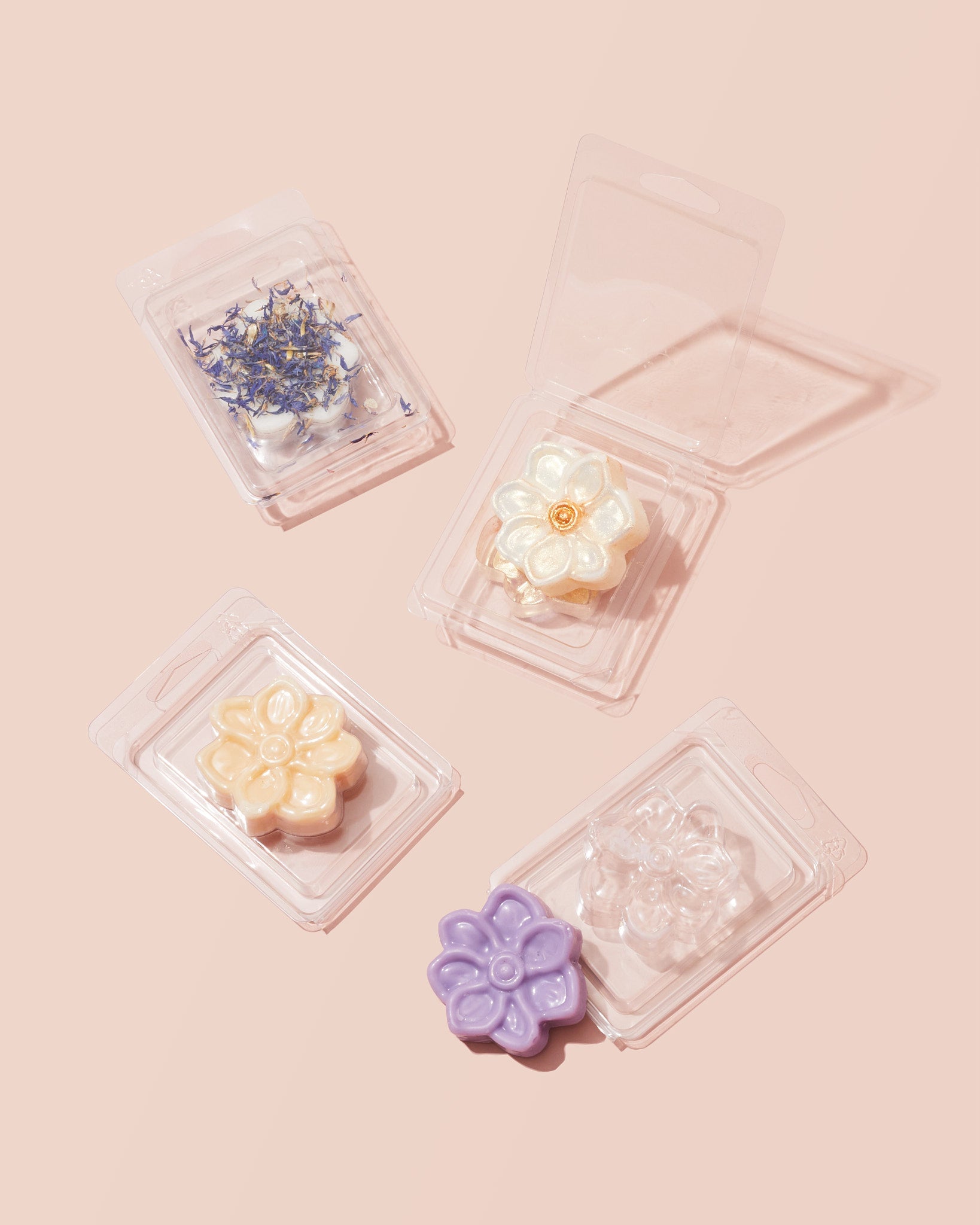 recycled plastic cavity flower clamshell - set of 100