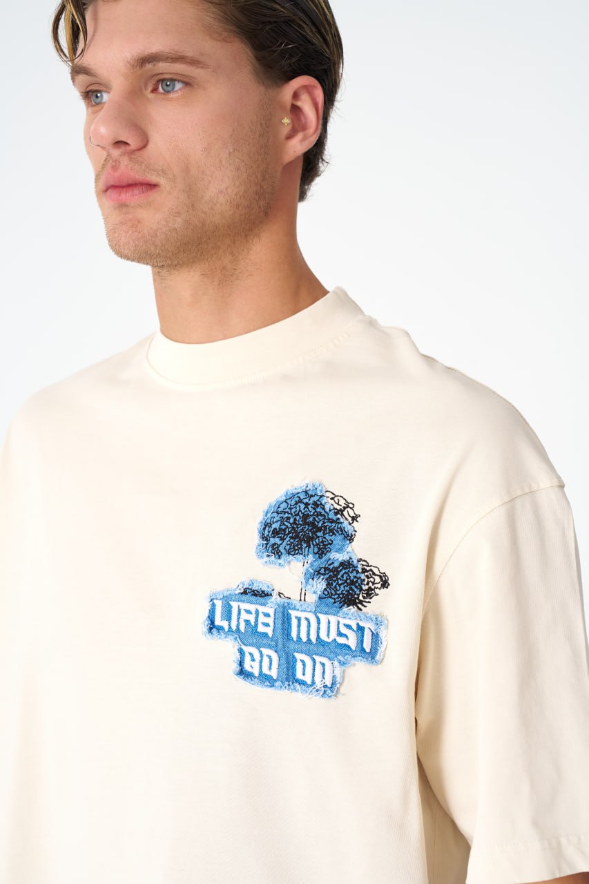 Oversize Cotton Tee - &amp;quot;Life Must Go On&amp;quot; Patch &amp;amp; Plant Graphic
