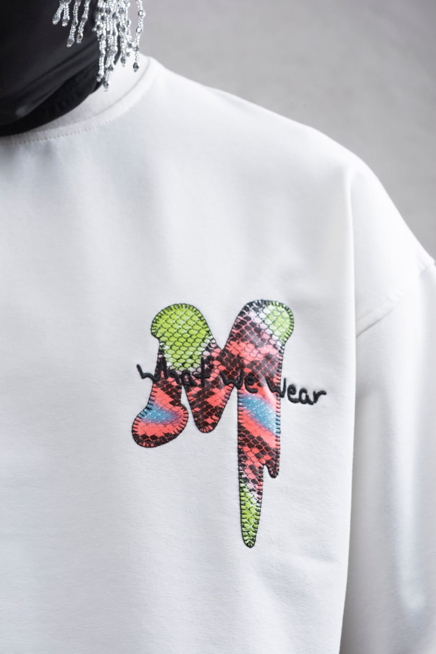 Oversize Graphic Cotton Tee – &amp;quot;What We Wear&amp;quot; Abstract Print