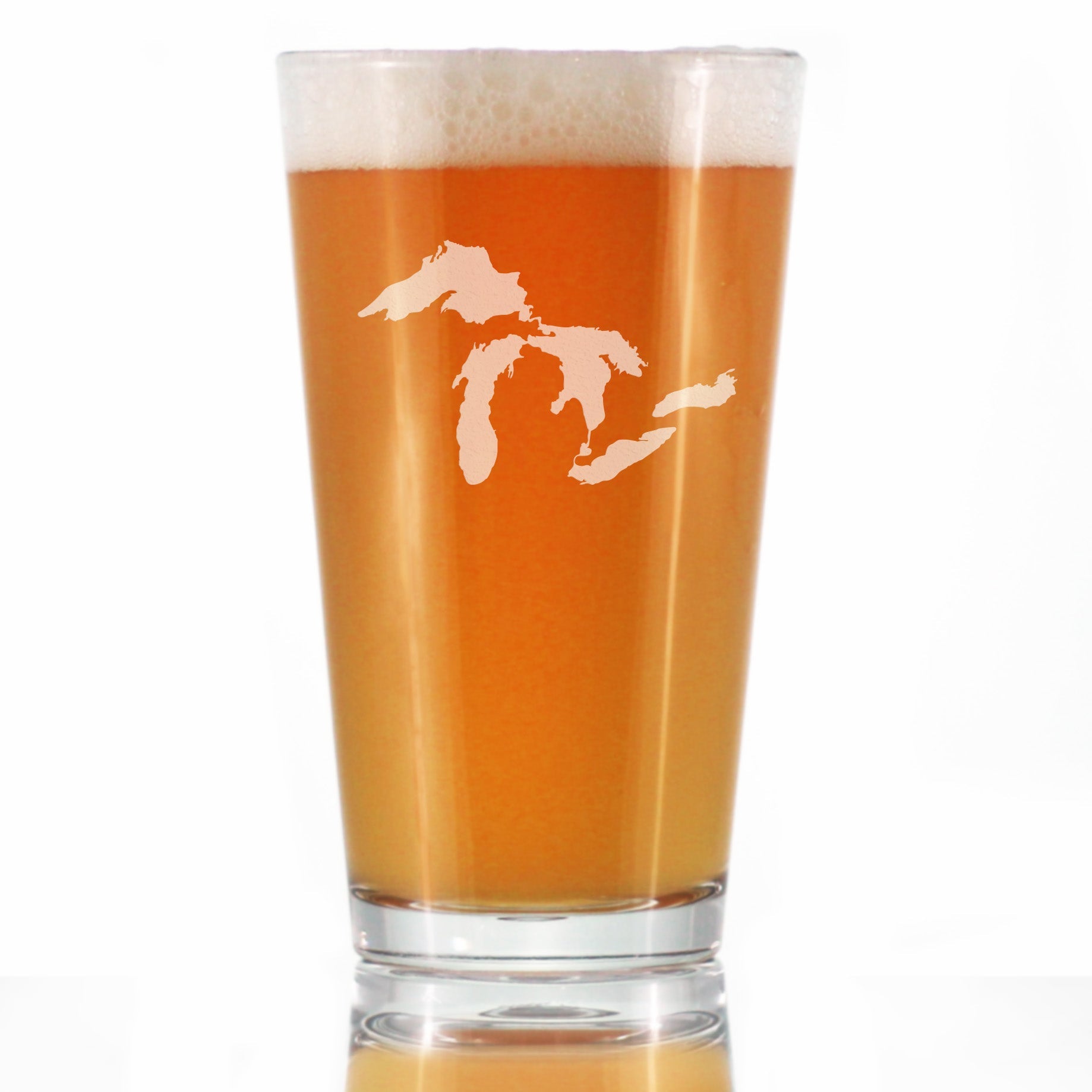 Great Lakes Map Pint Glass Gift for Beer Drinking Men &amp;amp; Women - 16 oz Glassware - Unique Engraved Barware Gifts
