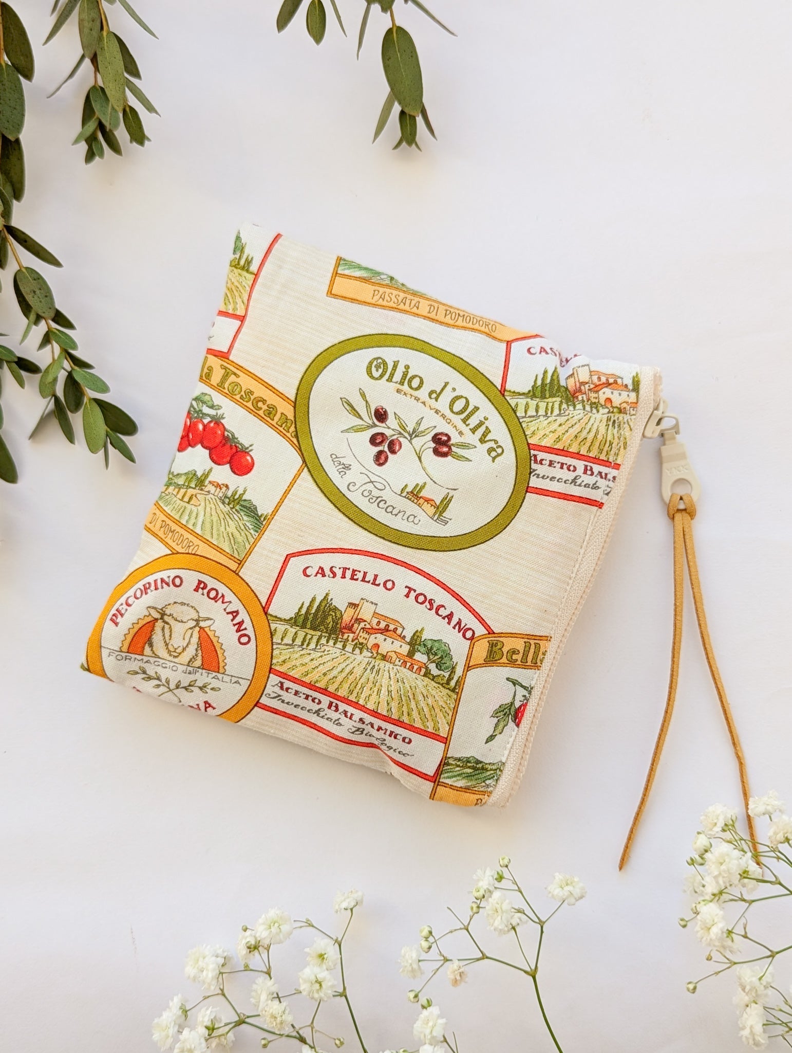 Che Buono Square Zip Pouch