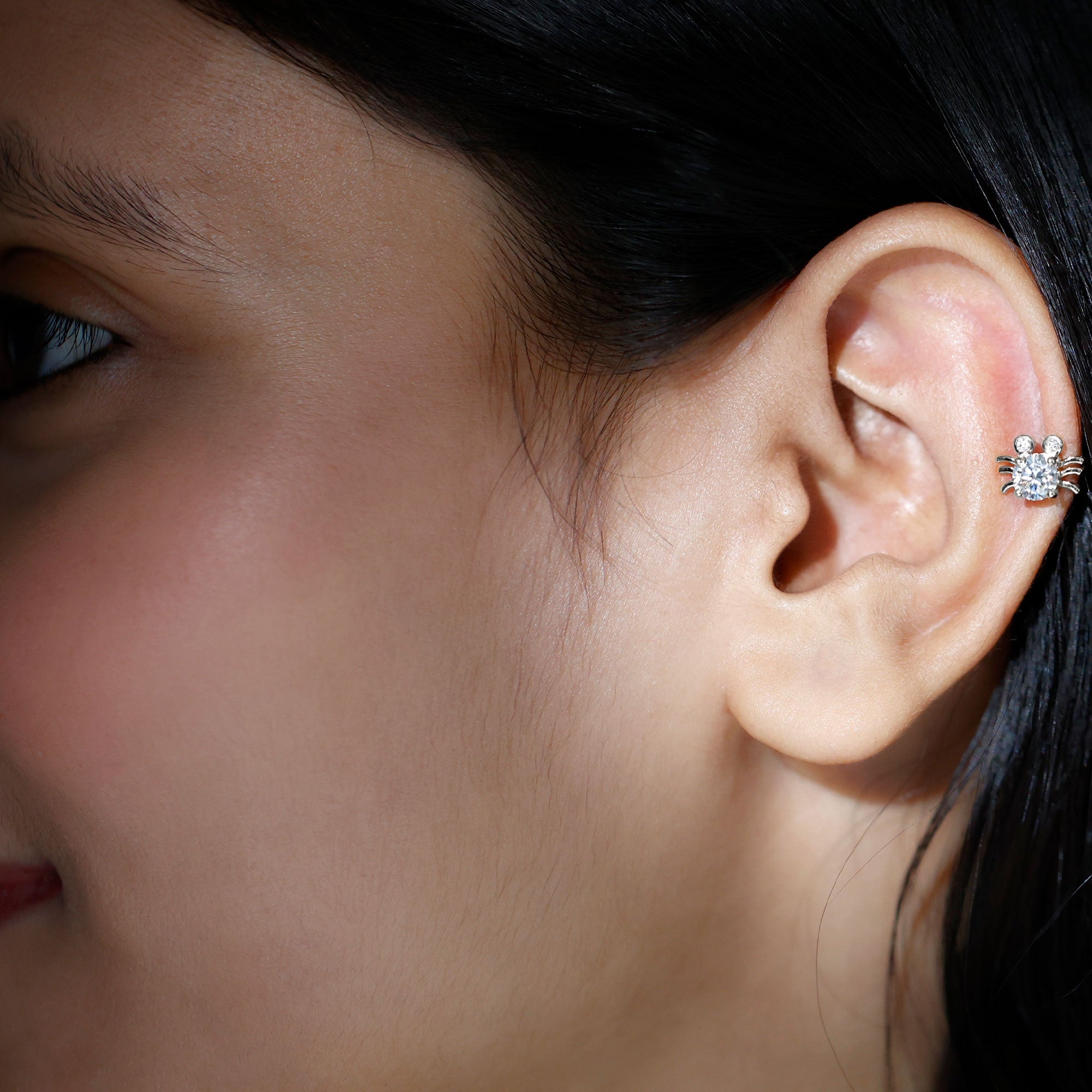 Certified Moissanite Crab Cartilage Earring