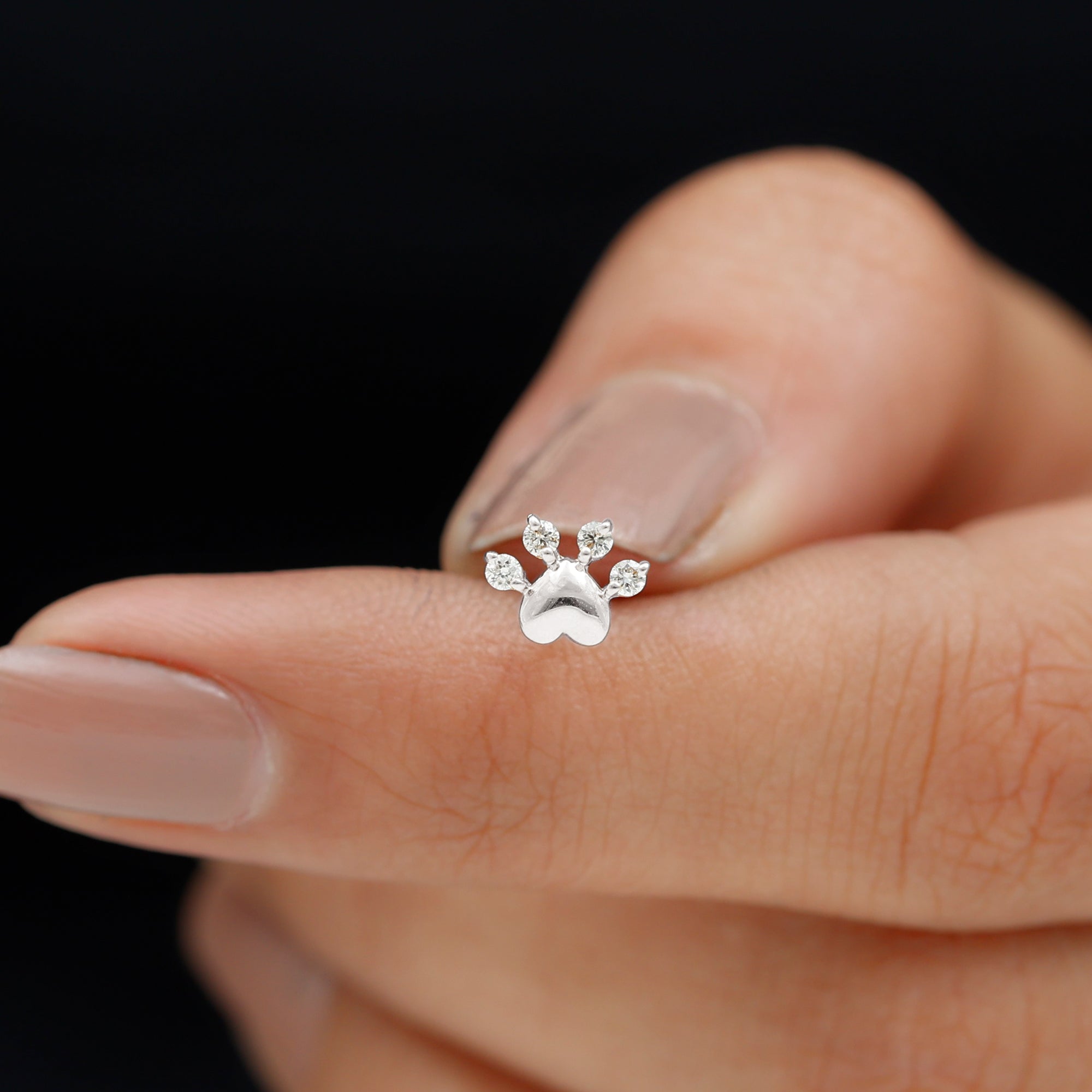 Round Moissanite Gold Heart Paw Earring for Helix Piercing