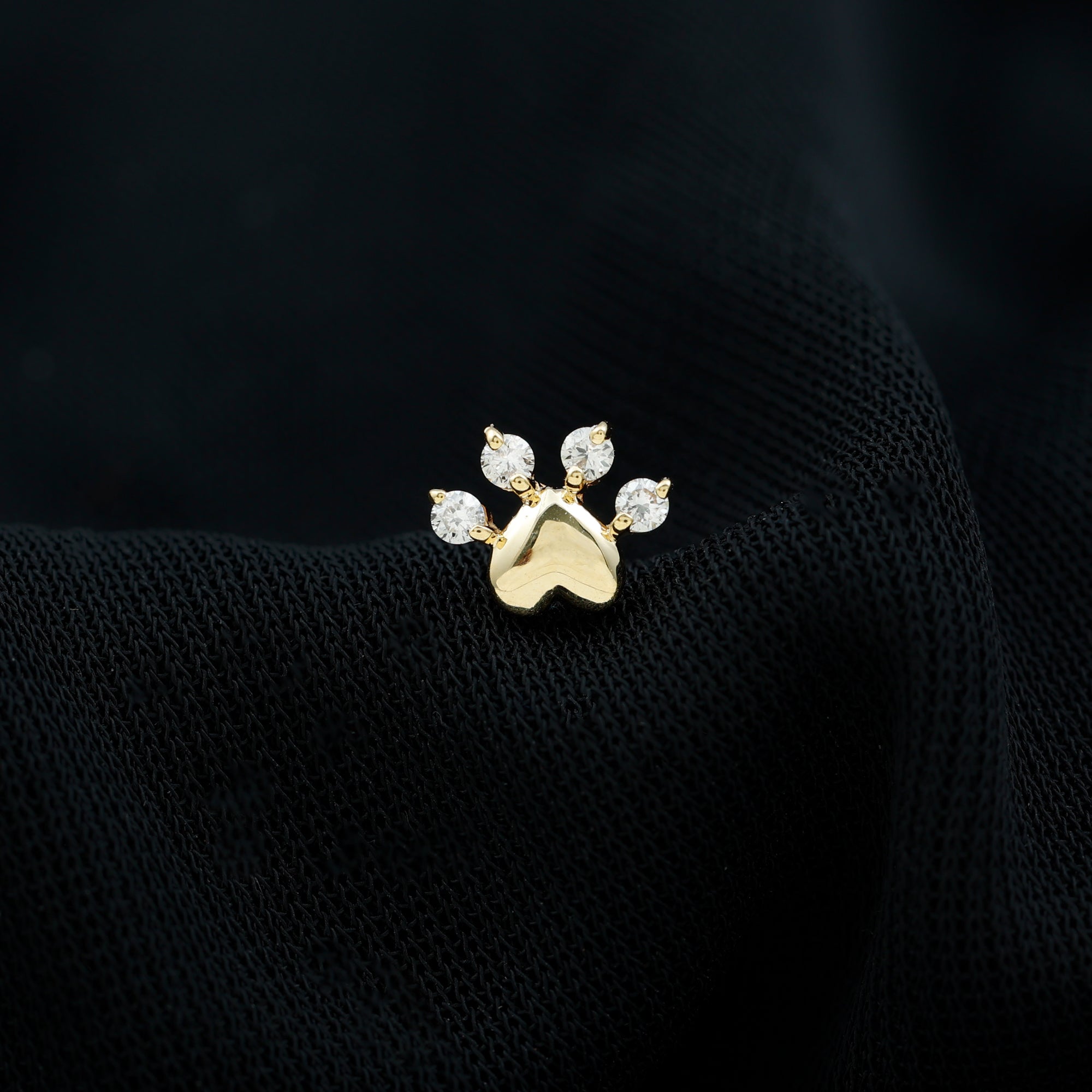 Round Moissanite Gold Heart Paw Earring for Helix Piercing