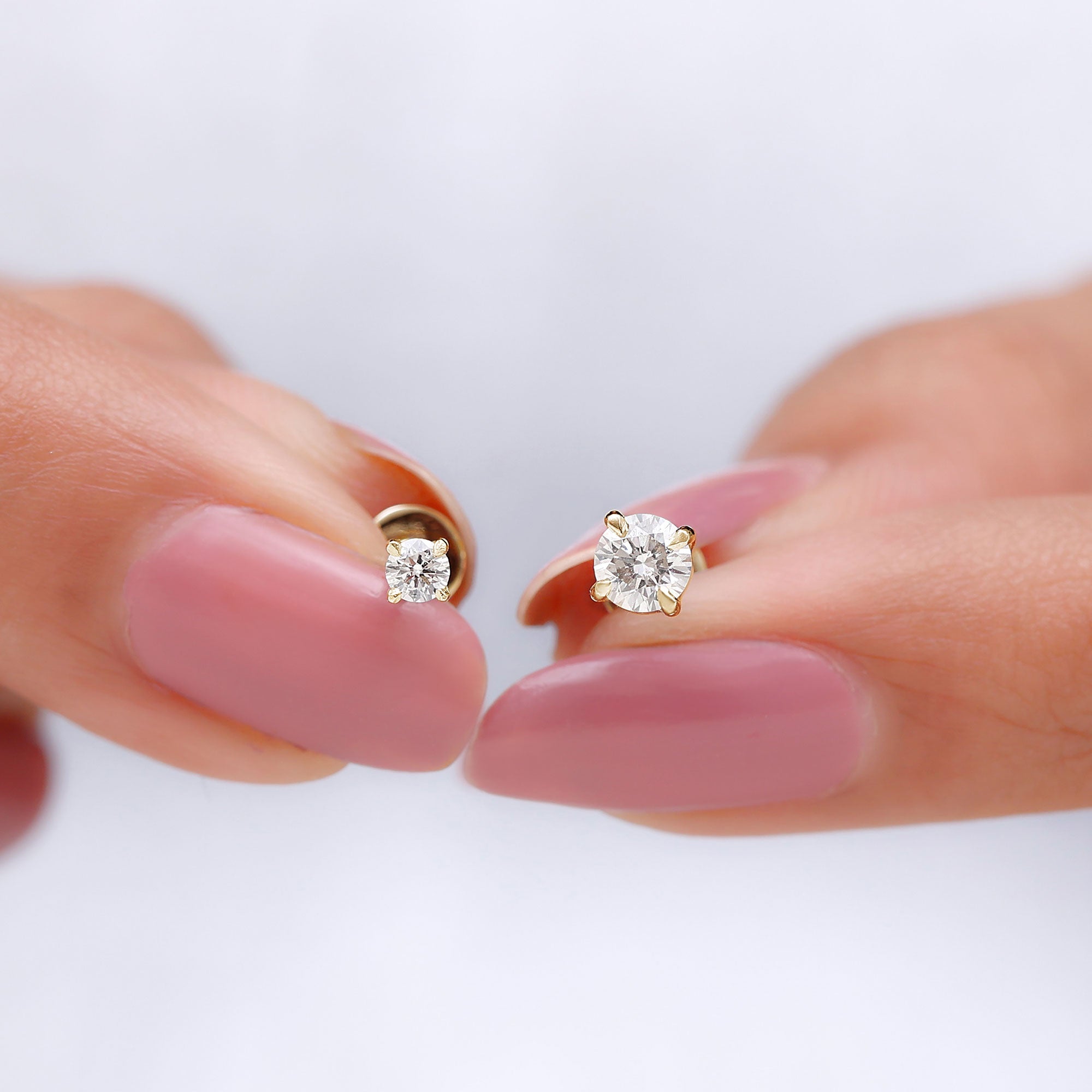 Round Moissanite Simple Helix Earring Set in Gold