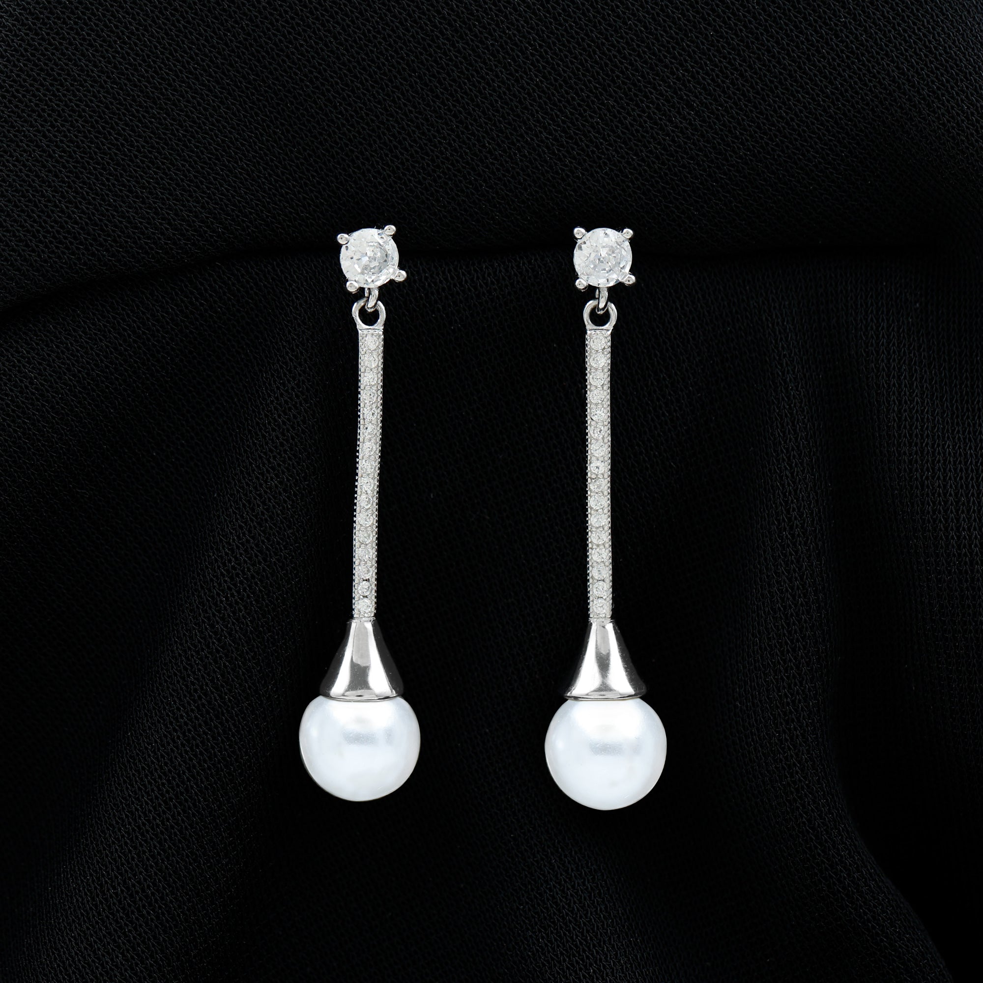 Natural Cultured Pearl Drop Dangle Earrings in Silver