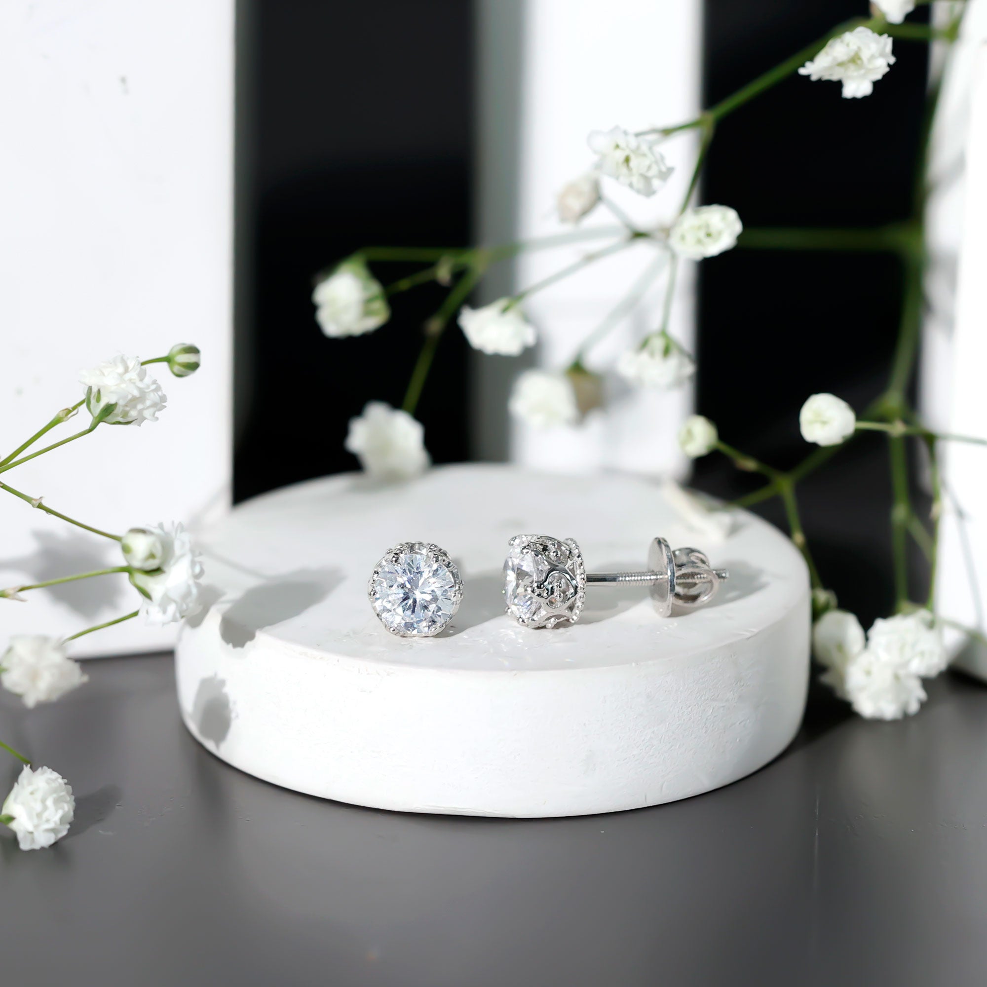 Crown Set 6 MM Round Zircon Solitaire Stud Earrings in Silver