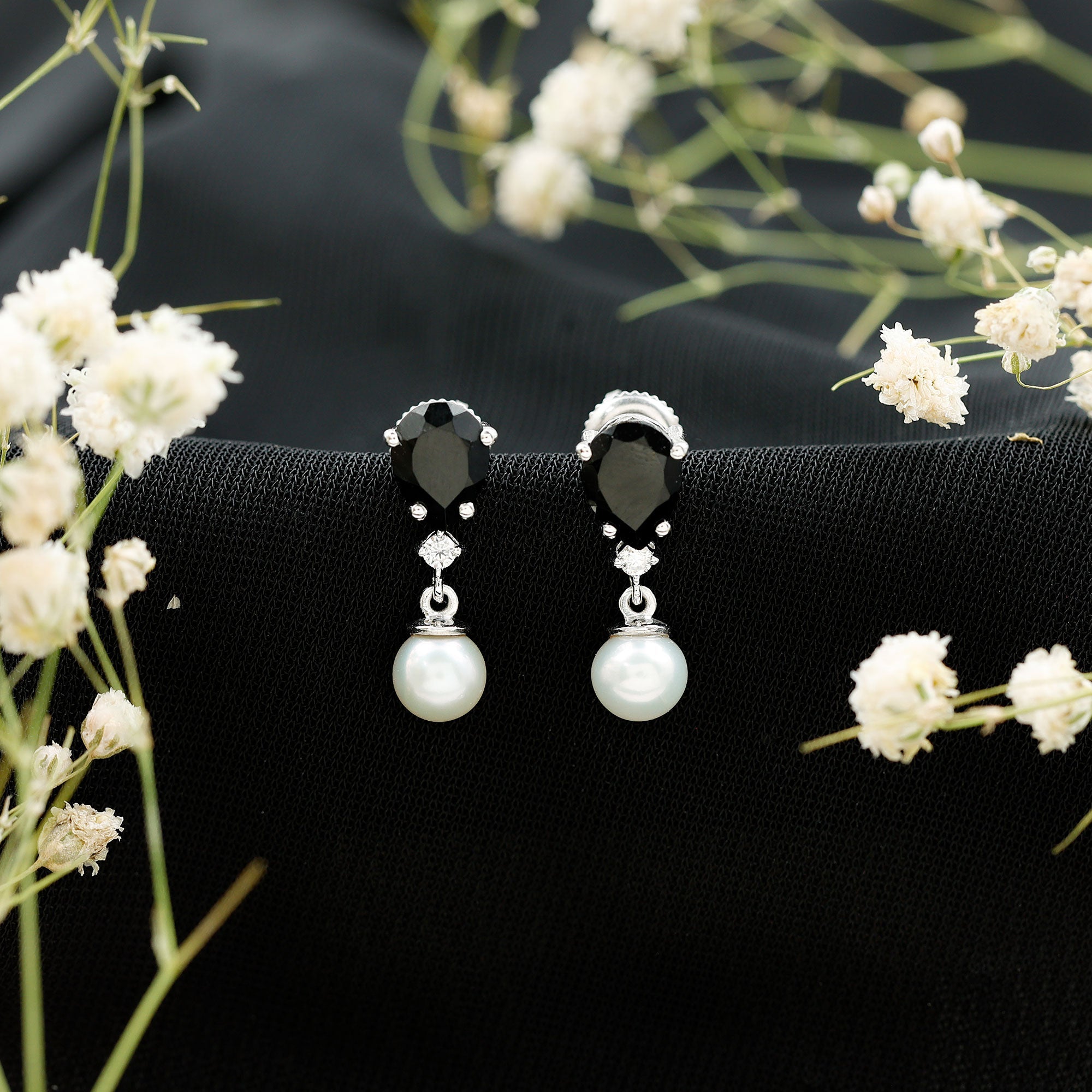 Natural Elegant Pearl Dangle Earrings with Black Onyx