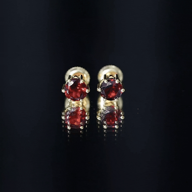 Claw Set 2 CT Garnet Solitaire Stud Earrings
