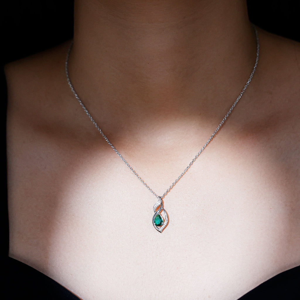 Nature Inspired Lab Emerald Designer Necklace with Silver Chain