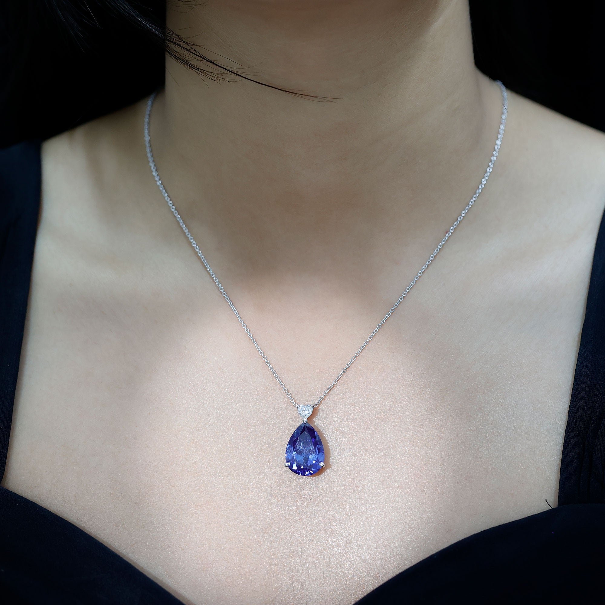 18X13 MM Pear Lab Grown Blue Sapphire Statement Necklace With Silver Chain