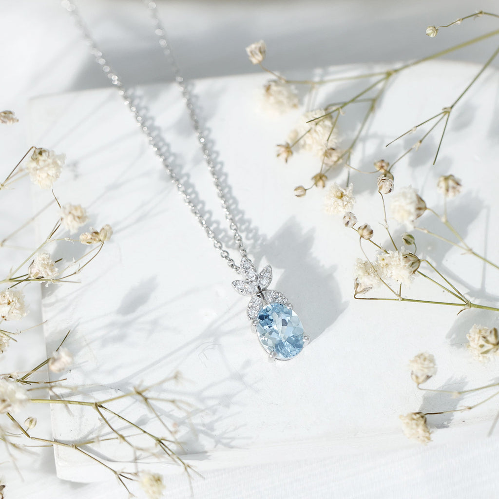 Oval Aquamarine Flower Necklace with Lab Grown Diamonds