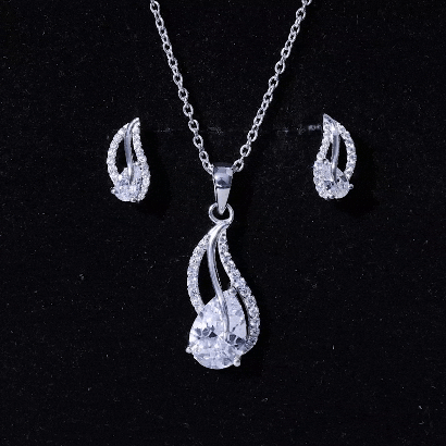 Pear Cut Cubic Zirconia Bridal Necklace and Earrings Set in Silver