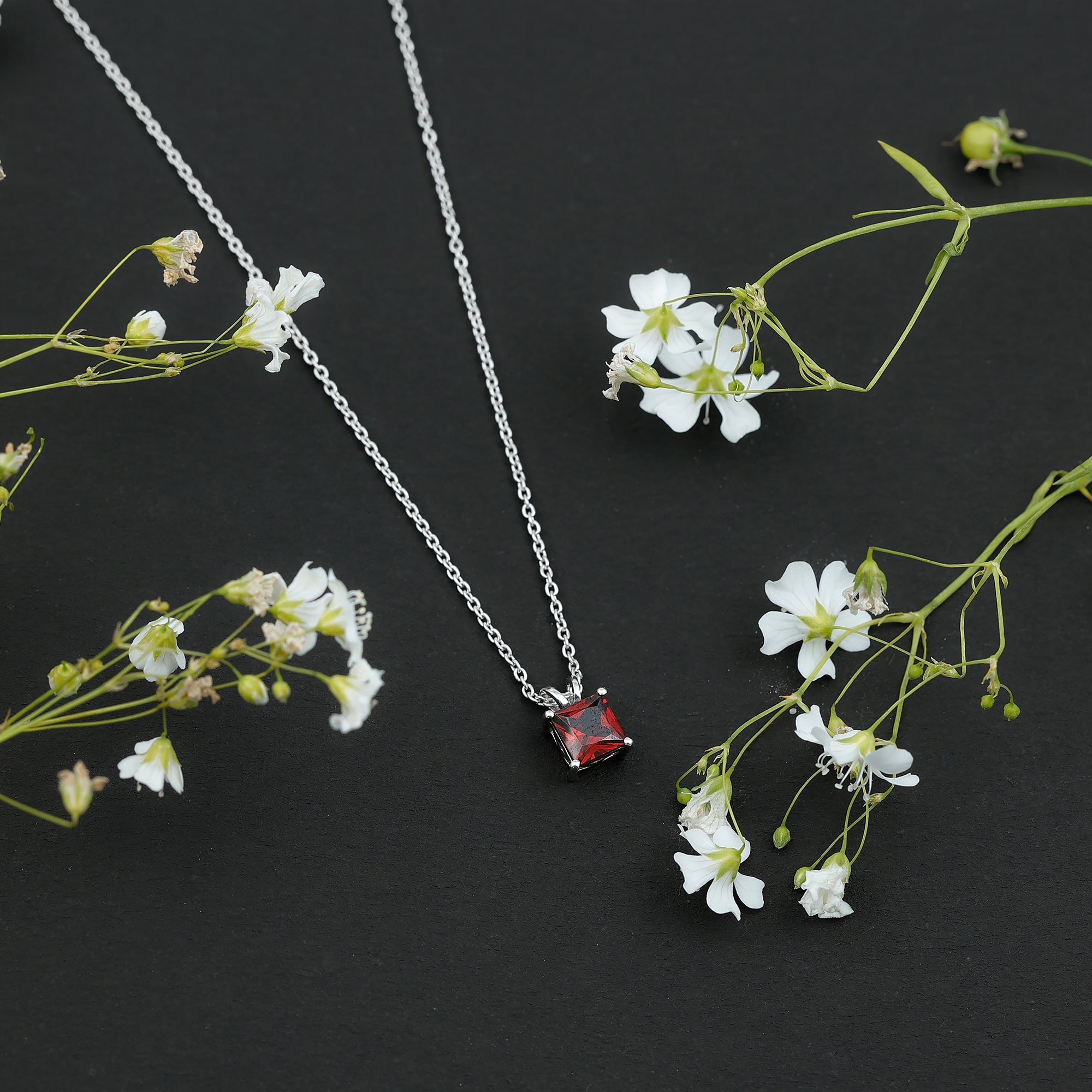 Solitaire 6 MM Garnet Princess Cut Pendant Necklace with Chain