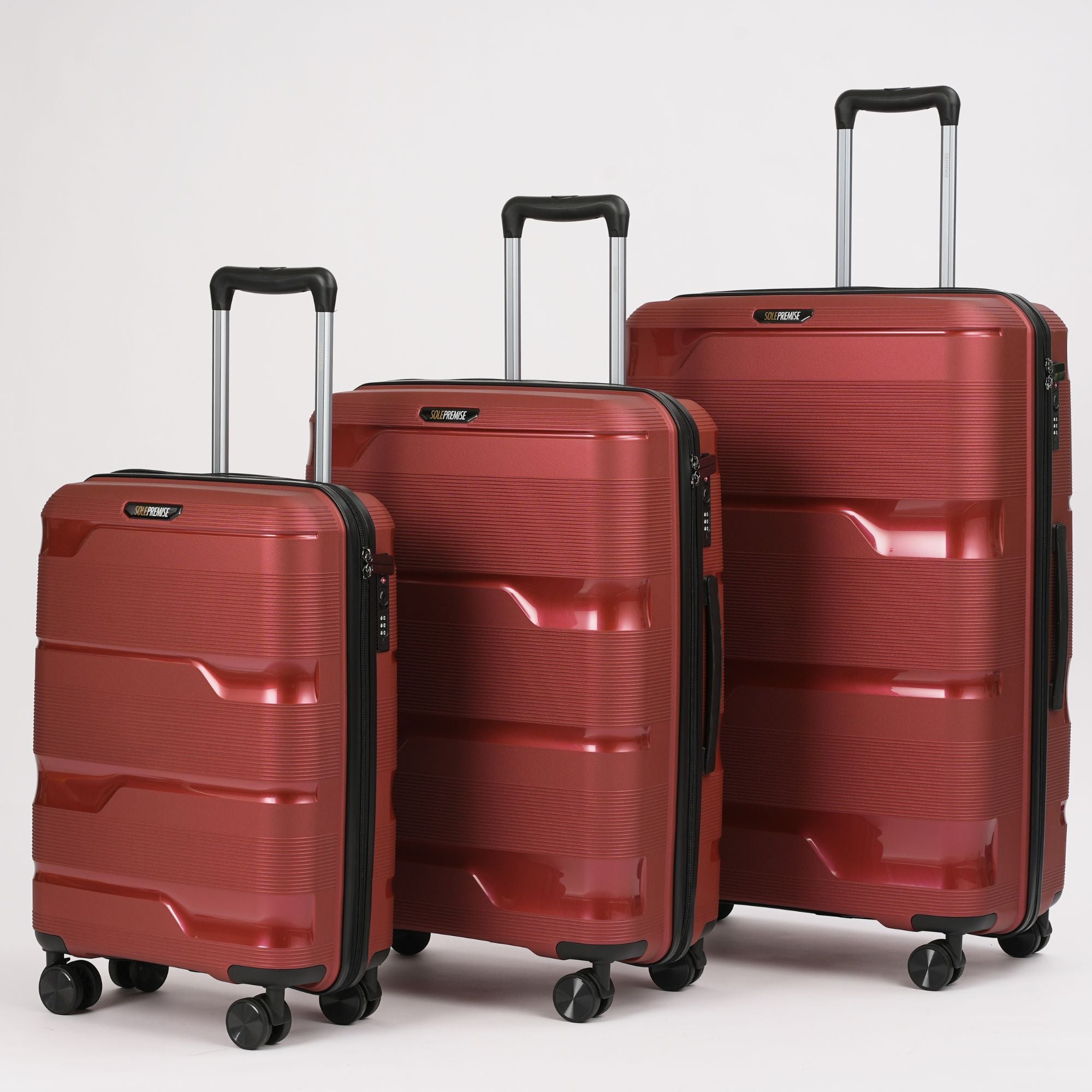Red Hardcase Roller Luggage Set (28&amp;#39;, 24&amp;#39; and 20&amp;#39;)