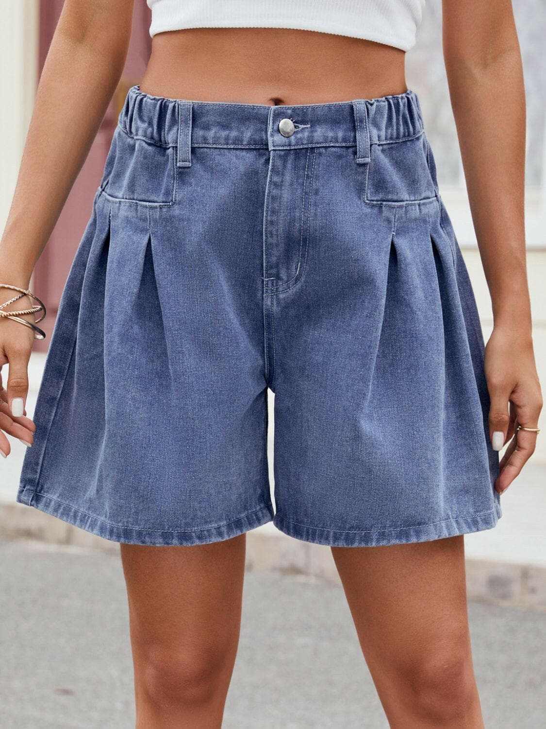 Jeans &amp;amp; Denim - Ruched denim shorts with elastic waist