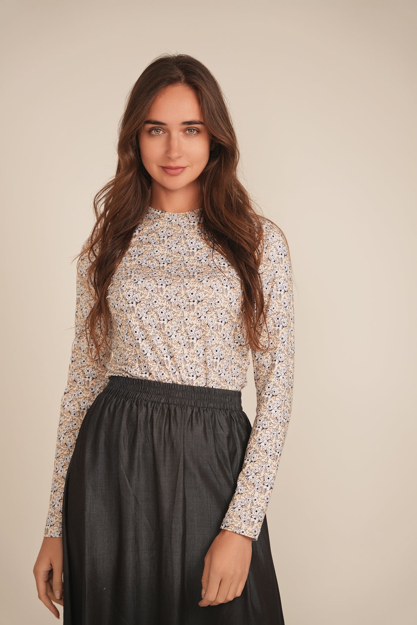 Printed V Neck Long Sleeve Tee