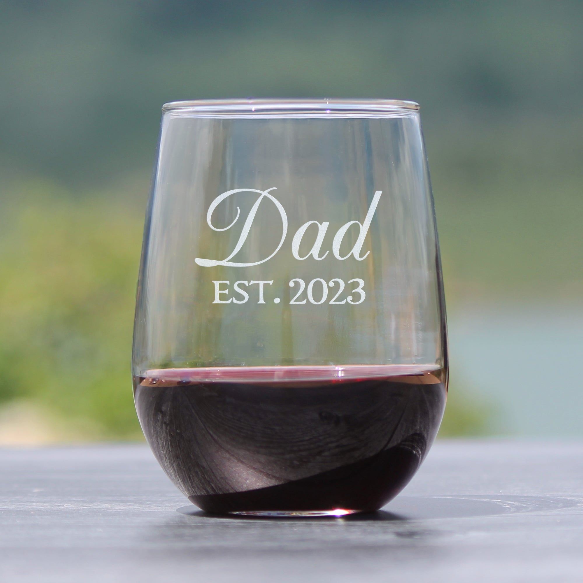 Dad Est. 2023 - Decorative - 17 Ounce Stemless Wine Glass