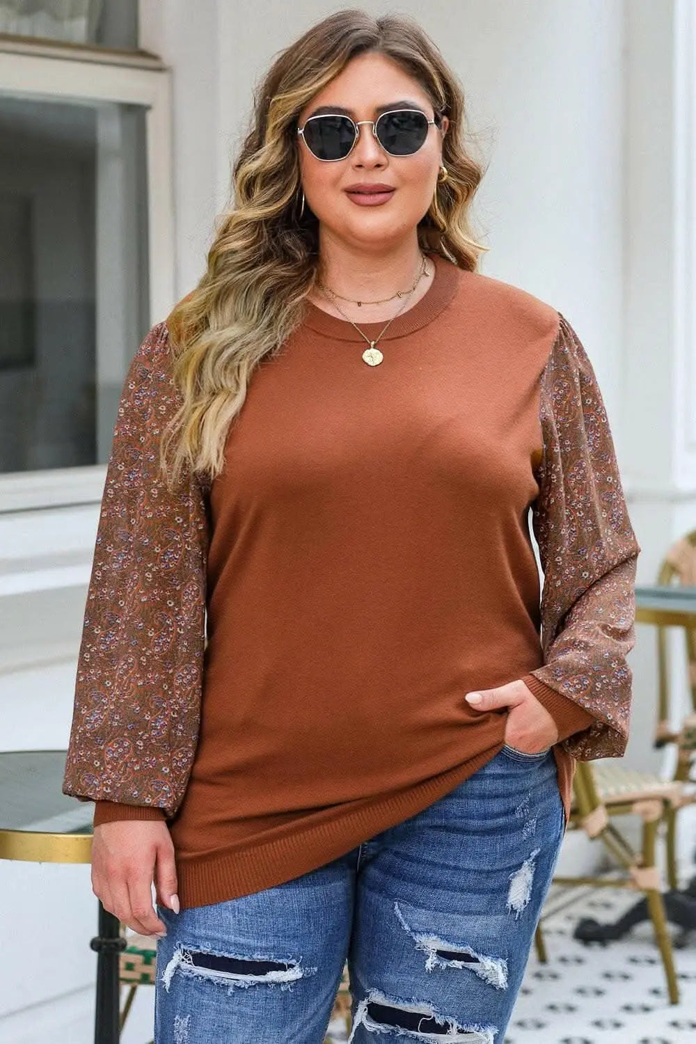 plus - Stylish oversized blouse for curvy women