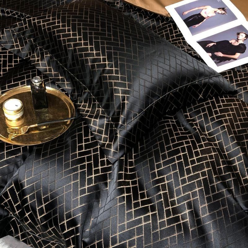 Talia Black Gold Cotton Satin Bedding Set | 3CARATS