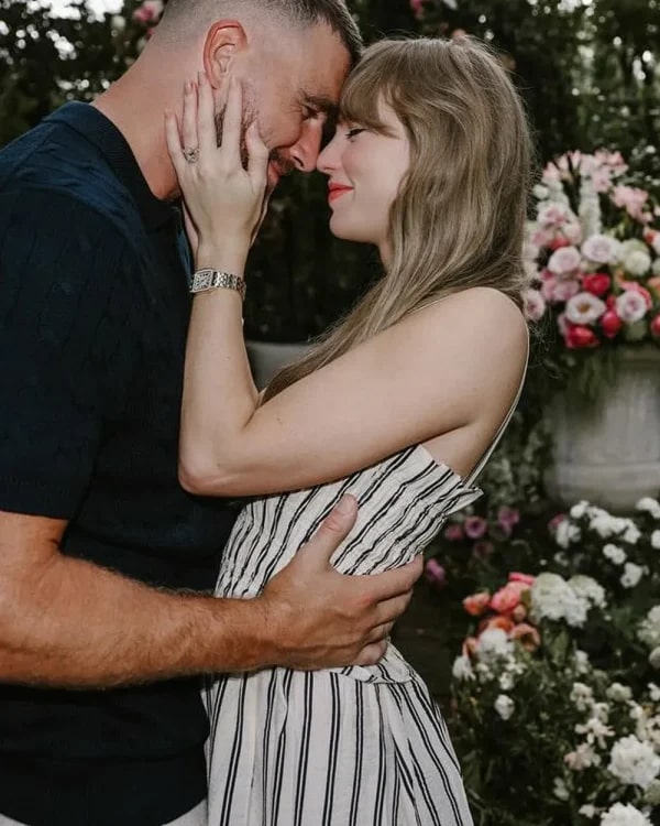 Taylor Swift Engagement Dress