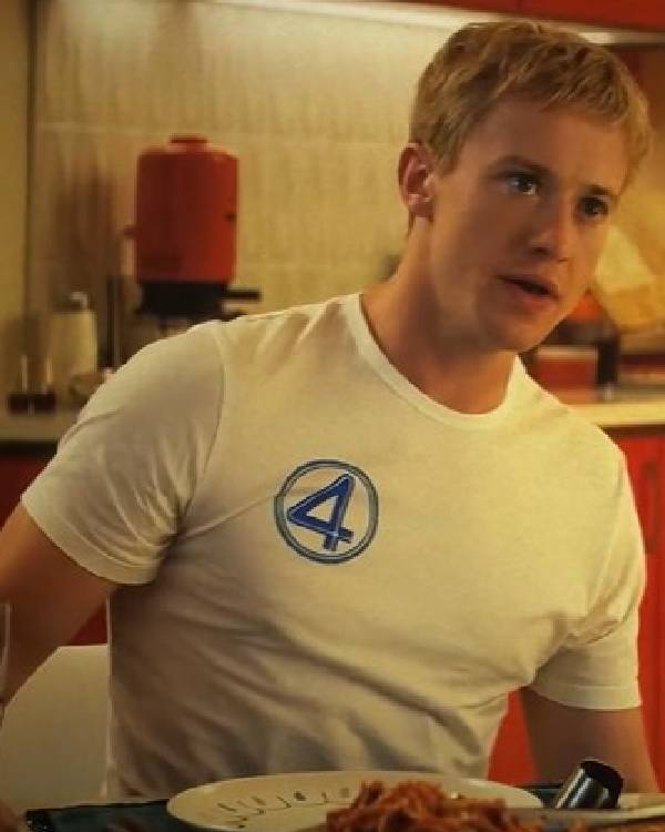 The Fantastic Four: First Steps Joseph Quinn White T-Shirt