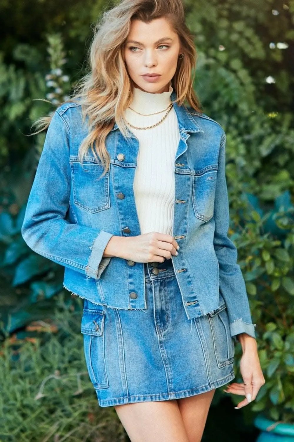 Trendsi Denim Jacket Women&amp;#39;s Everyday Button Up Raw Hem Jean Jacket
