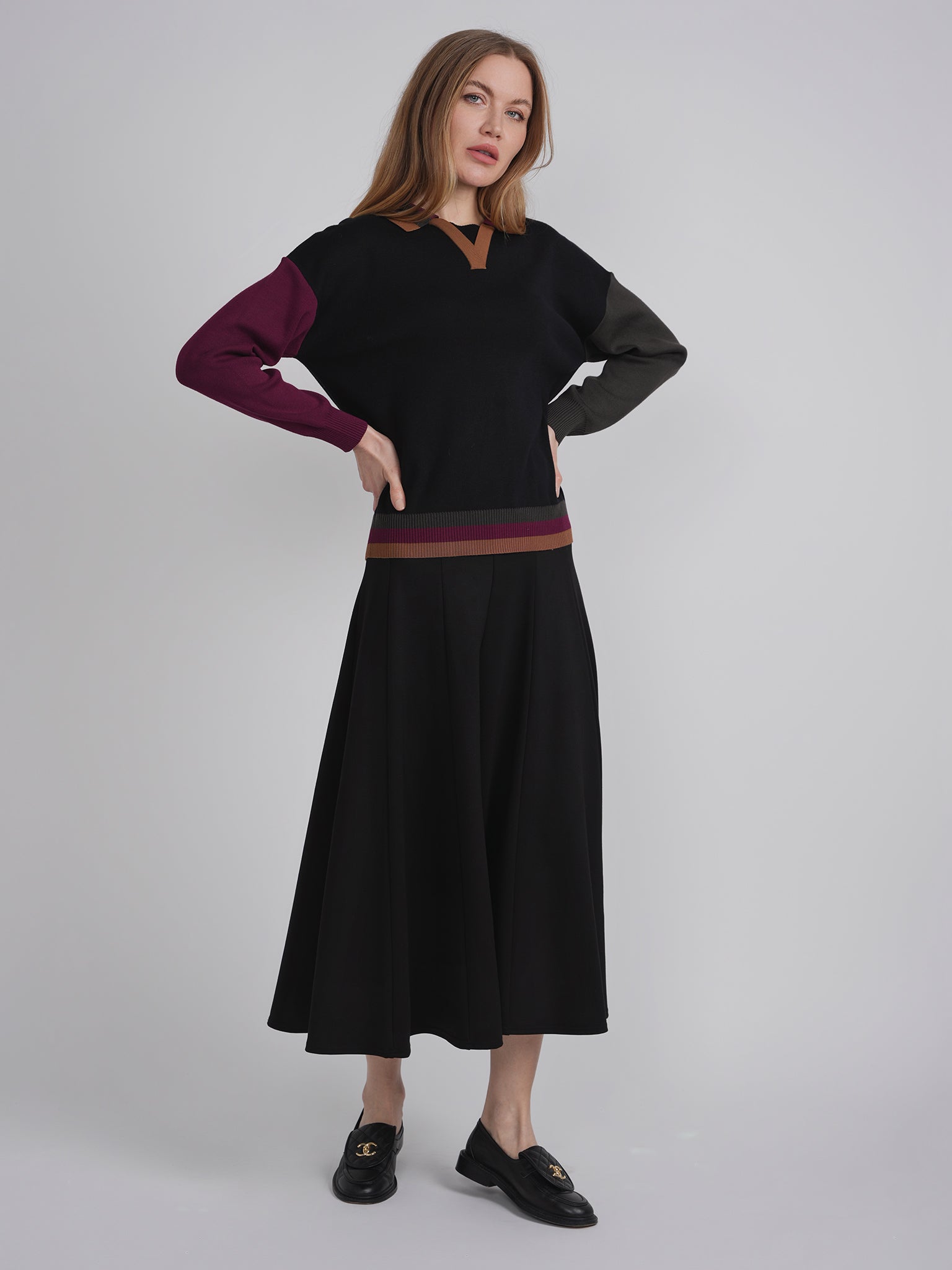 Color Blocked V Neck Knit Sweater