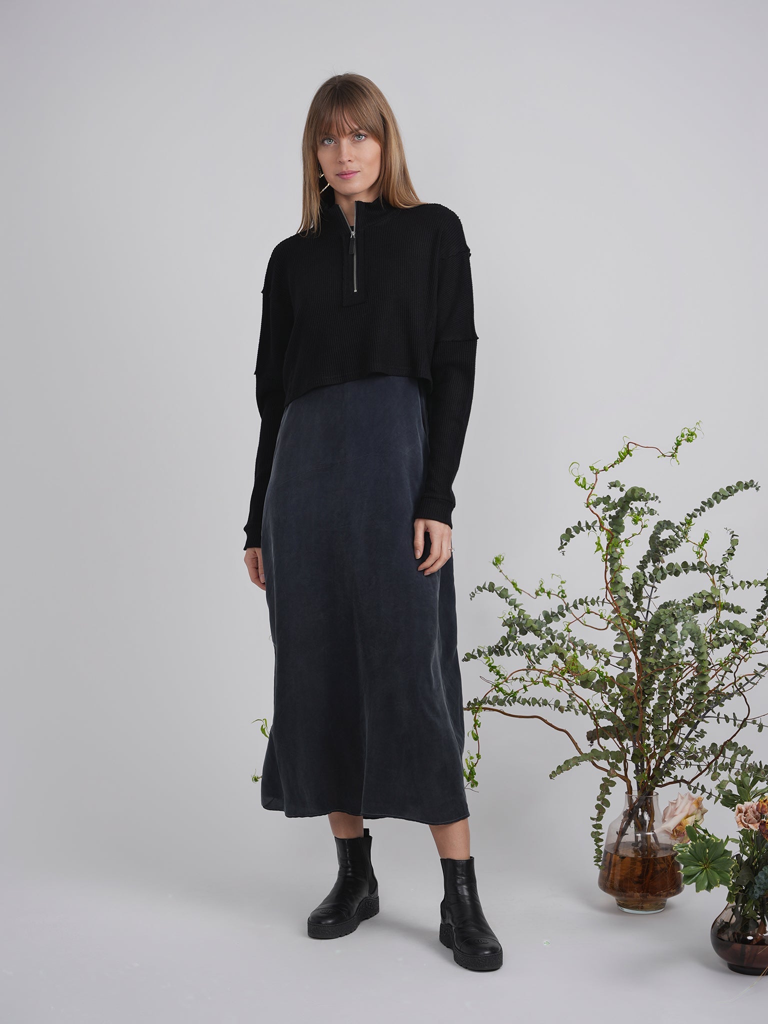 Cropped Zip Henley Sweatshirt