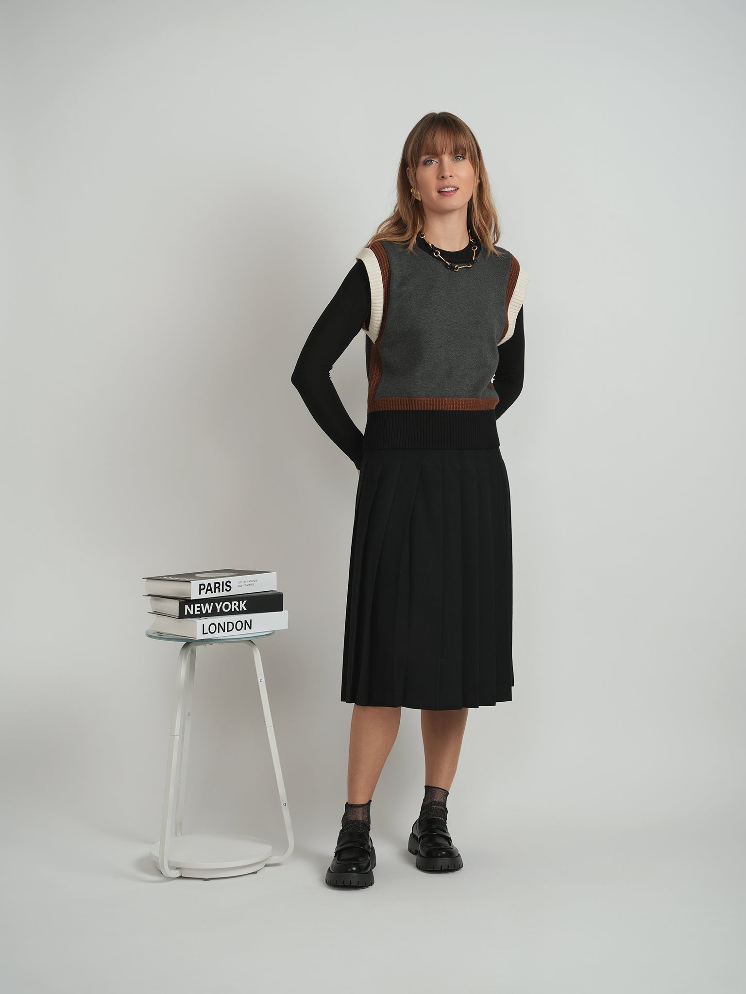 Color Blocked Knit Vest