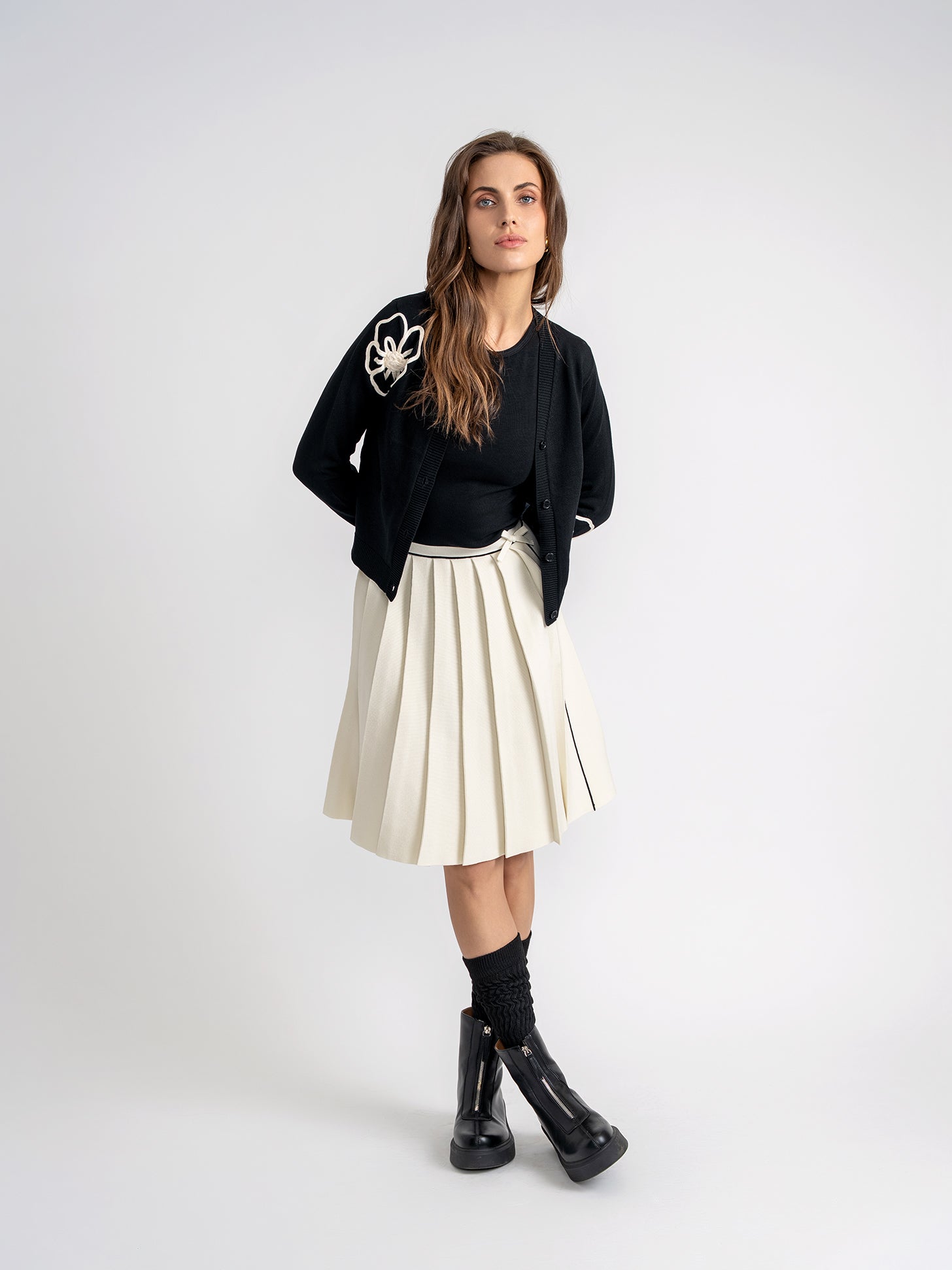 Pleated Knit Skirt