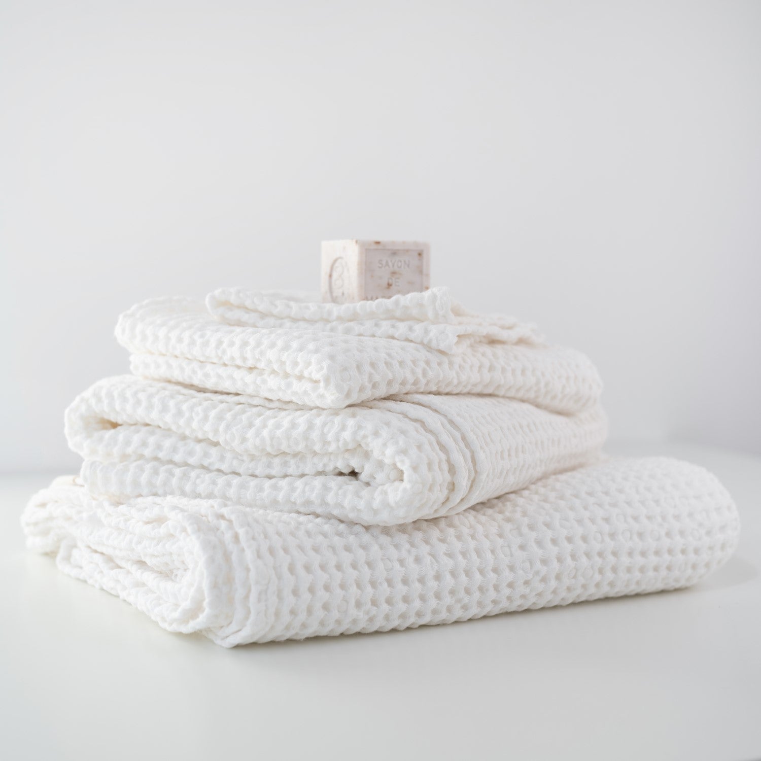 Linen Tales White Linen &amp;amp; Cotton Honeycomb Waffle Towel