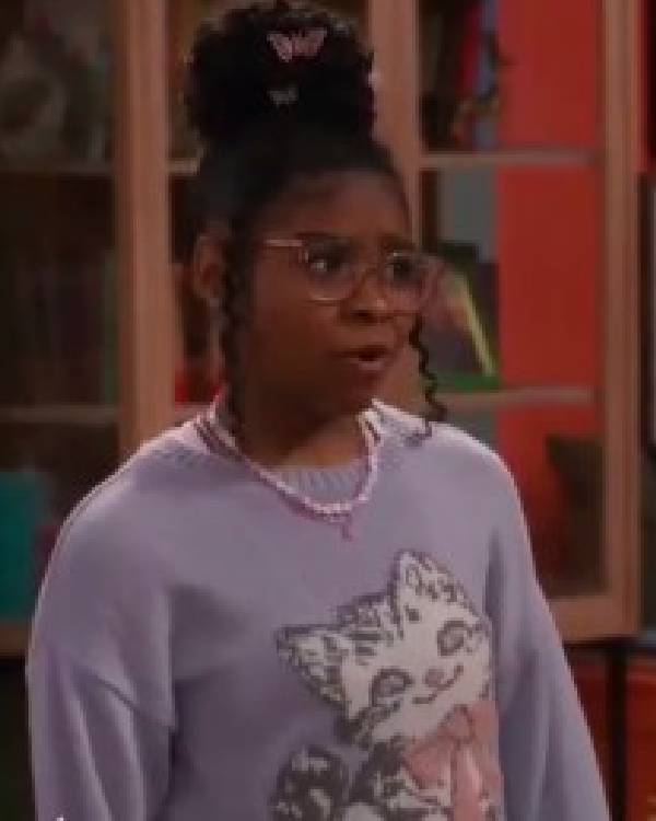 Wizards Beyond Waverly Place Taylor Cora Knit Cat Sweater