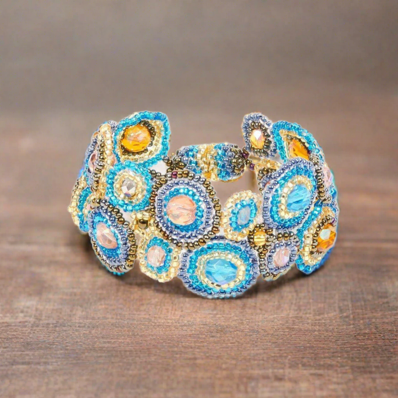Bola Seed Bead Magnetic Closure Bracelet - Guatemala