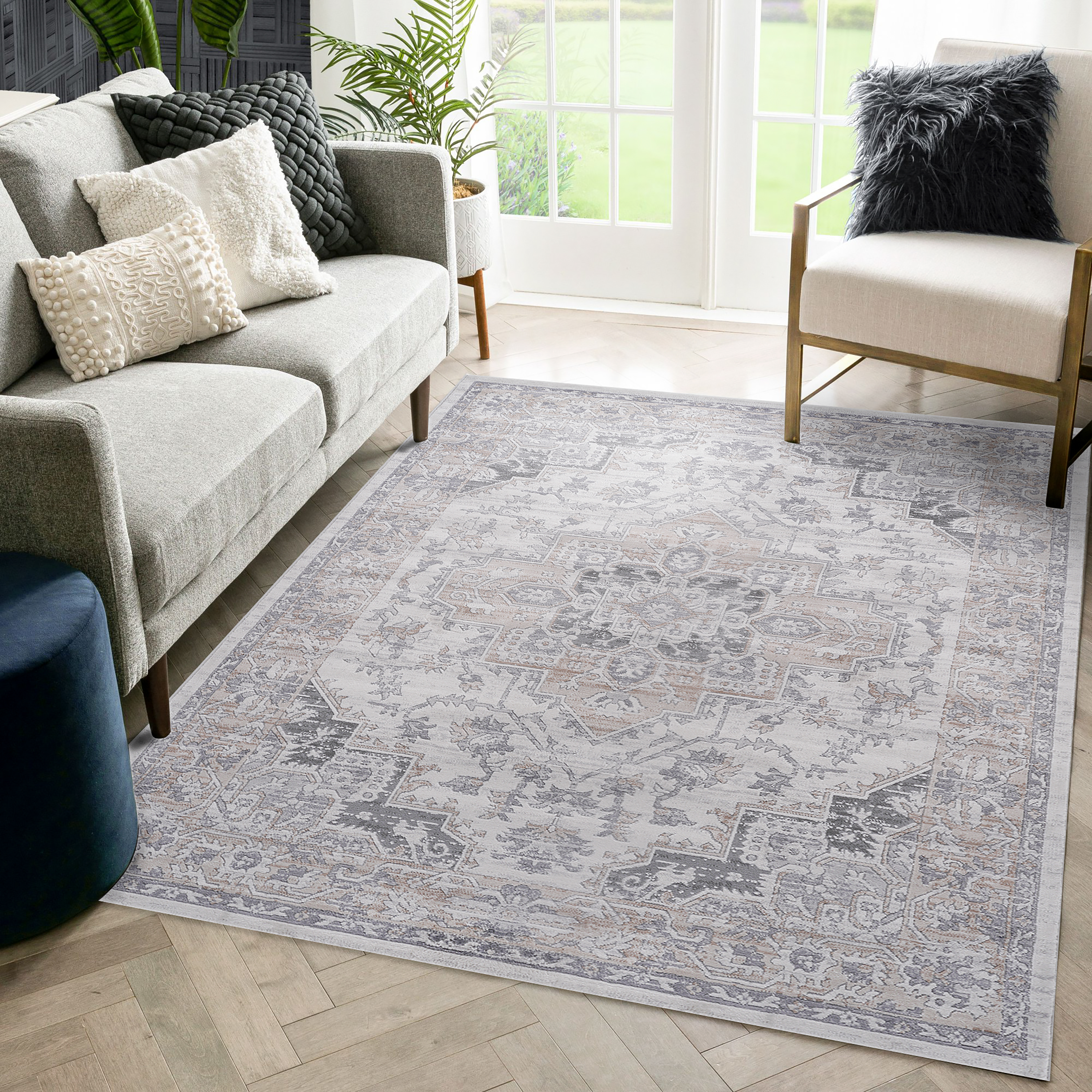 NAAR MARFI Collection 6X9 Ivory / Beige / Oriental Area Rug