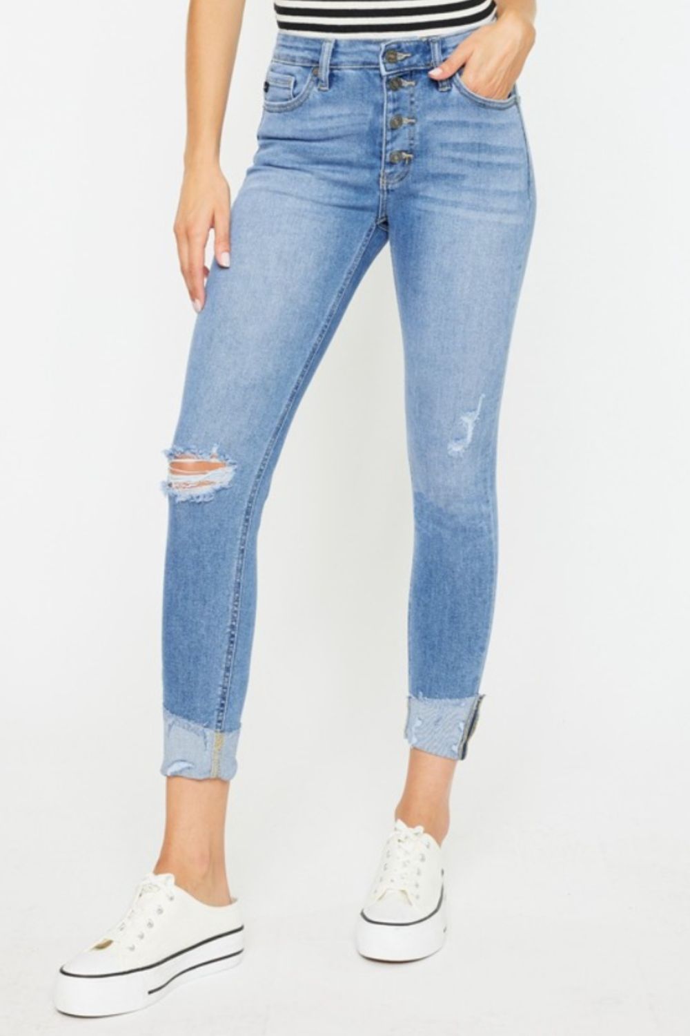Kancan Distressed Cat&amp;#39;s Whiskers Button Fly Jeans
