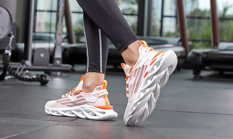 Style Loft Collection Daryl Blanks Cross Trainer Lows