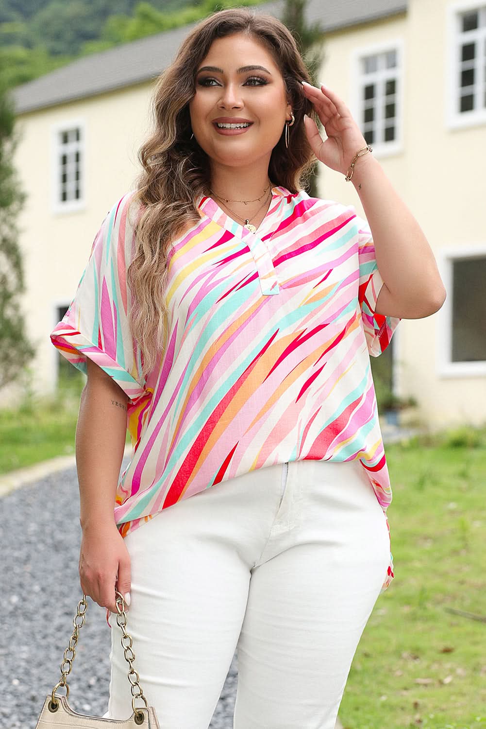 Chic plus-size abstract top, white