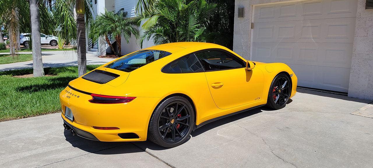 "GTS" Door Vinyl Logo Emblems for Porsche Vehicles (Boxter, Cayman, 911, Macan, Cayenne, Panamera)