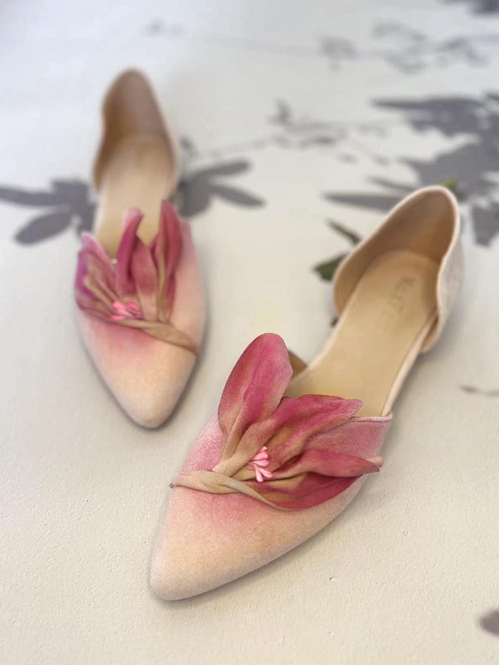 Handmade Pink Satins Flower Pointed Toe Flat Shoes | ZAKAPOP