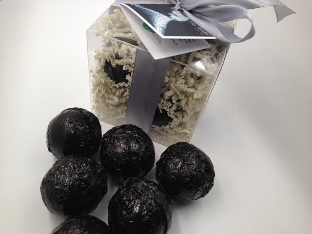 Luxury Bath Bomb GIFT SET with 6 (six) 2.25 oz bath bombs, (select from drop down menu Fragrances R thru Z)