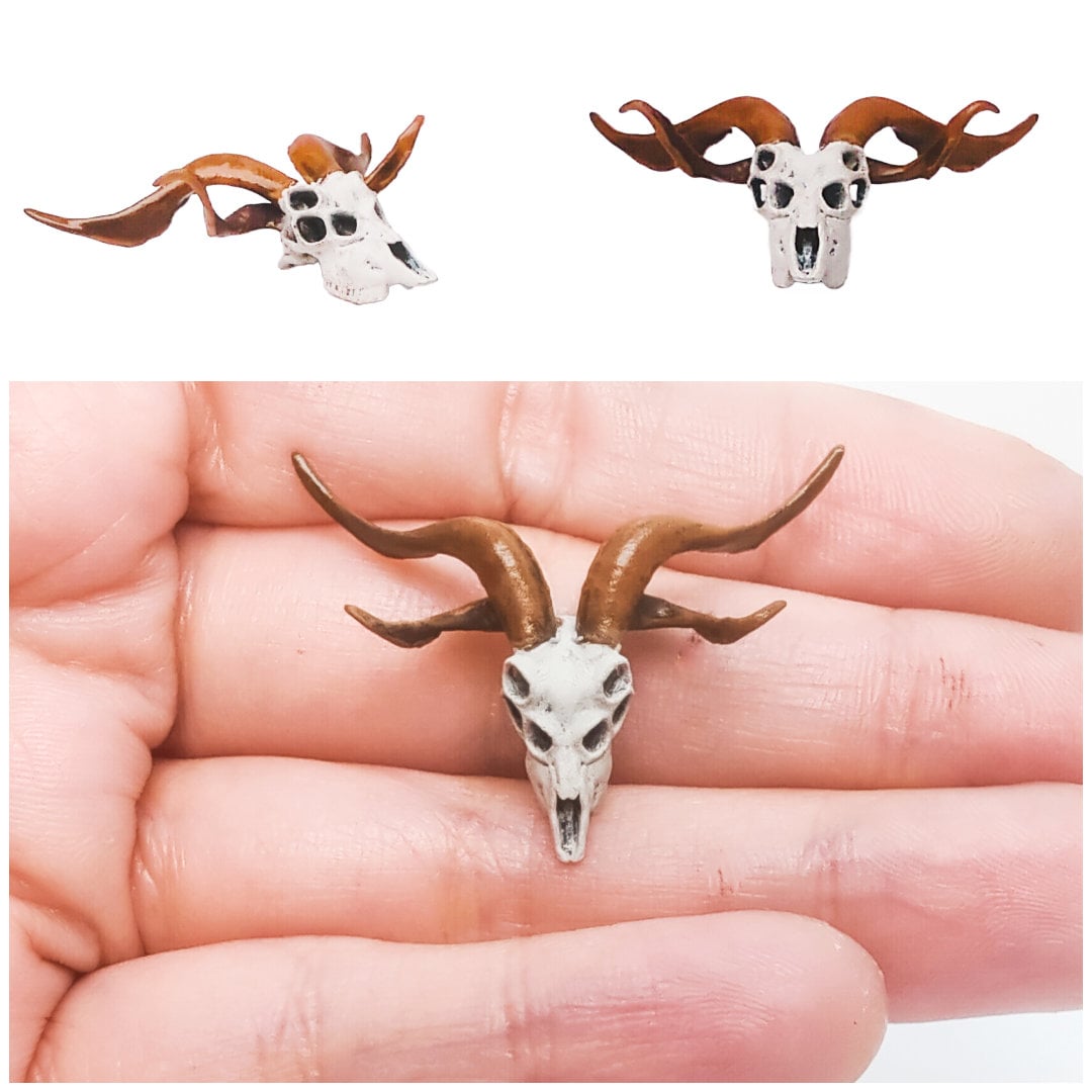 Demon Goat Skull (Field Bones #34: Fantasy) 1:24 scale miniature cranium size for occult diorama, dollhouse, arts and crafts, horror curiosities oddities (1 skull)
