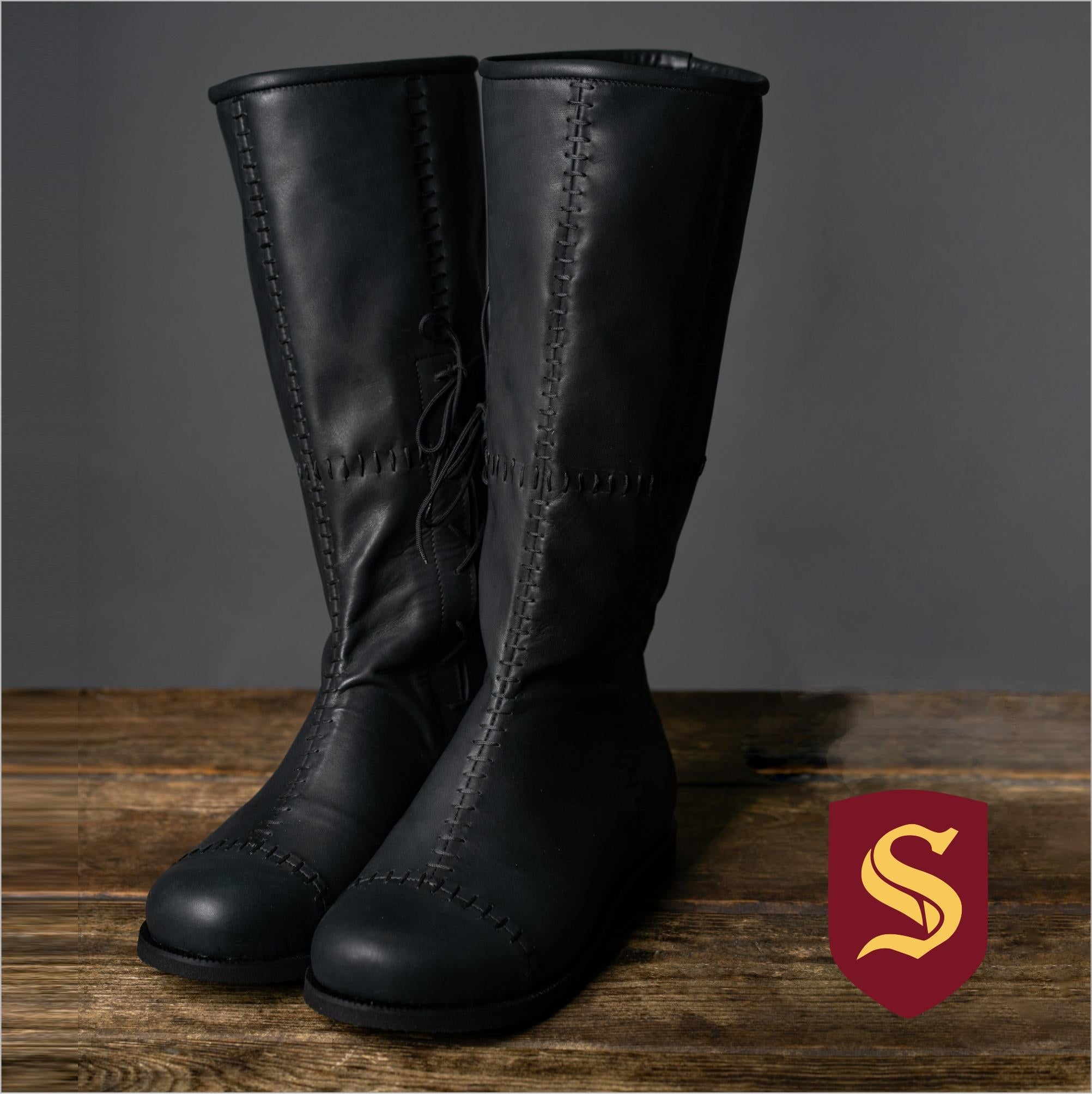 Aragorn&amp;#39;s Black Leather Boots