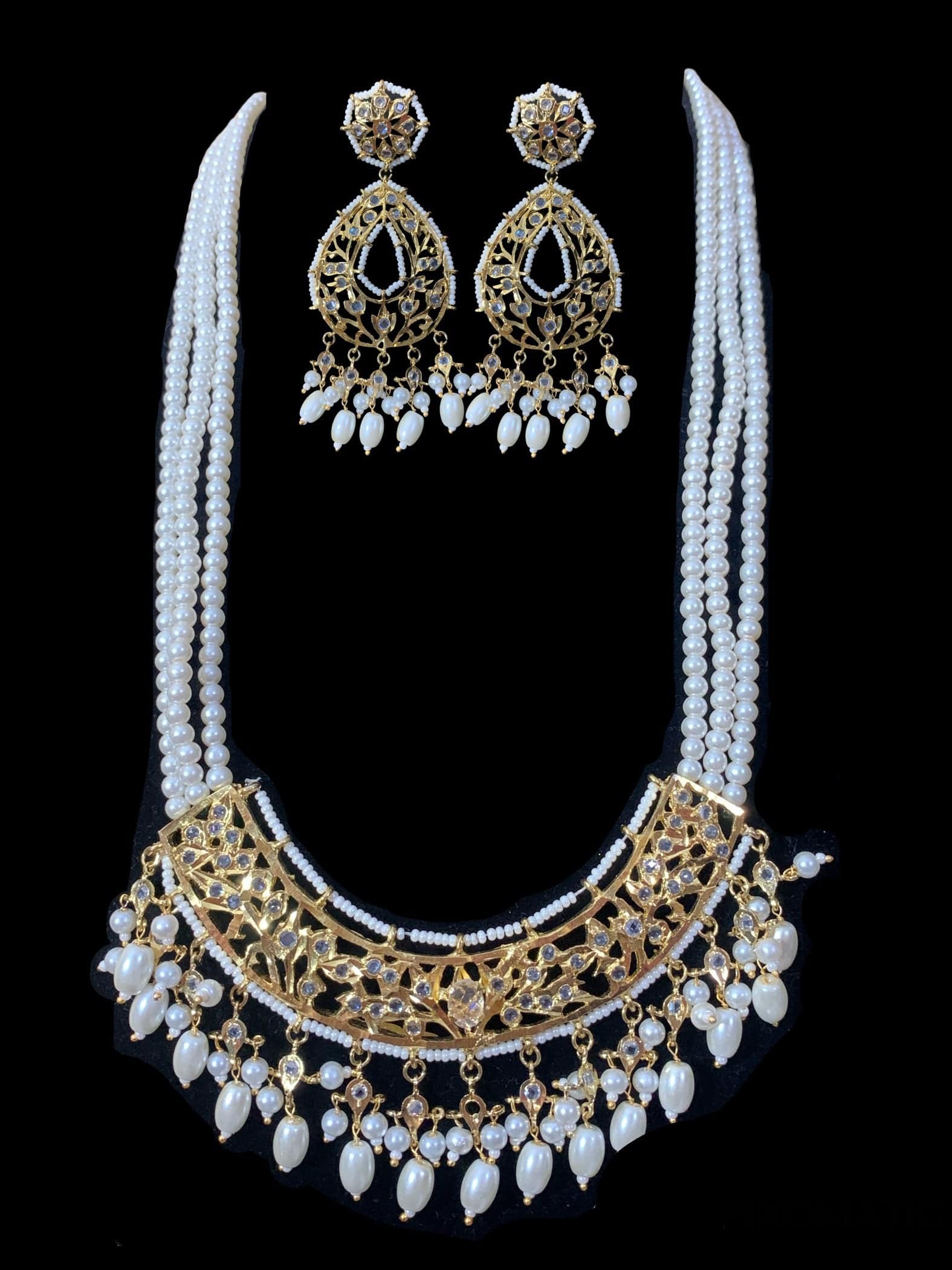 LN77 Adhira ranihaar (shell pearls  ) (SHIPS IN 3 WEEKS  )