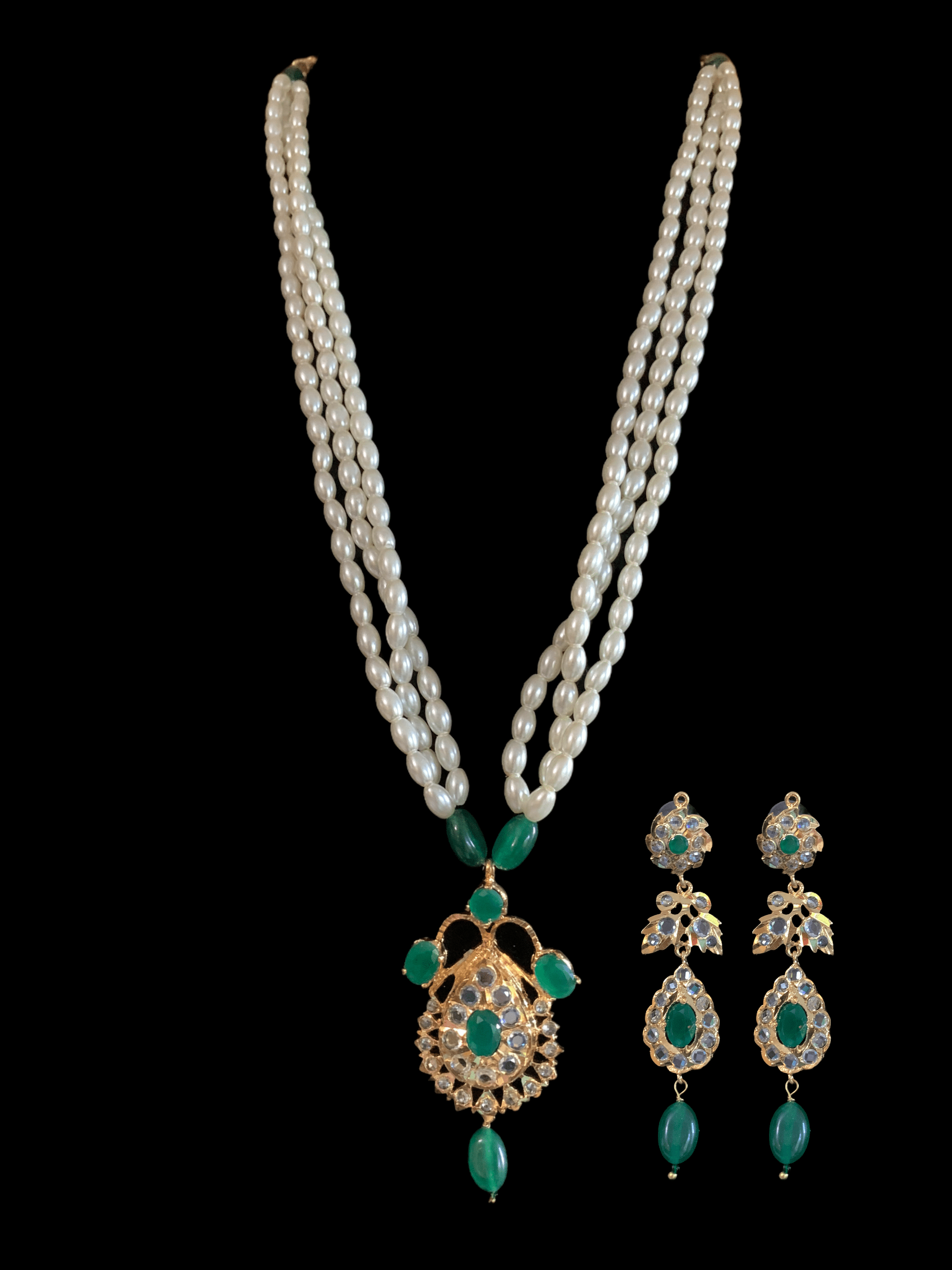 PS439 Hyderabadi jugni in shell pearls ( SHIPS IN 1 WEEK )