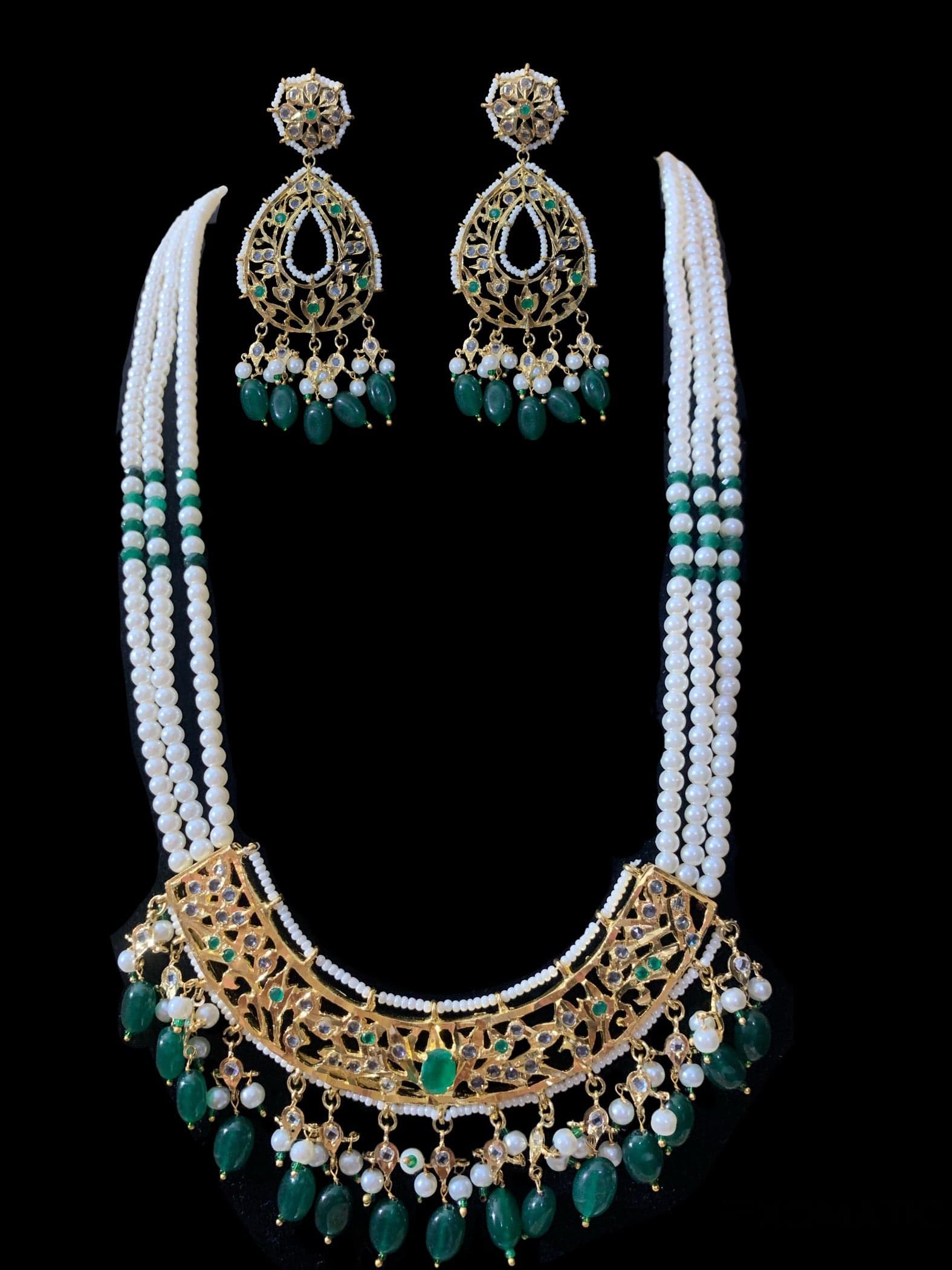 LN78 Adhira ranihaar (green) (SHIPS IN 3 WEEKS )