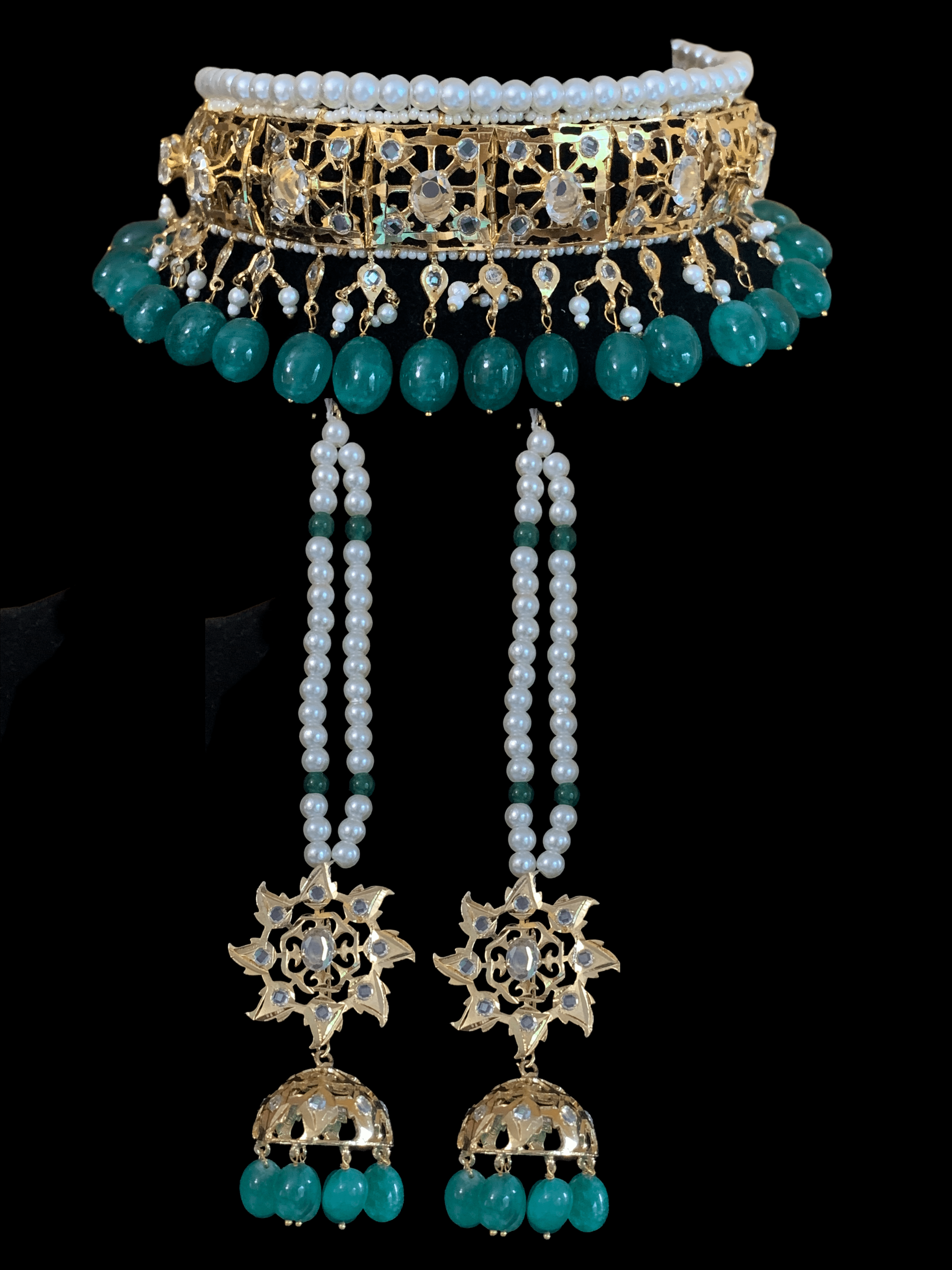 C108 Insia jadavi lacha in emerald beads (READY TO SHIP )