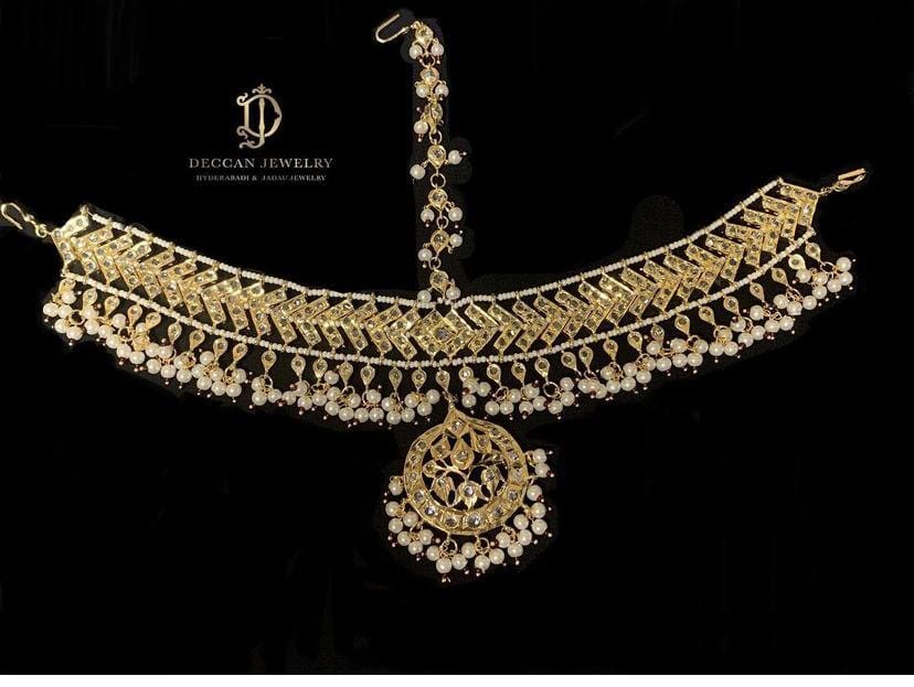 Mahira mathapatti ( SHIPS IN 4 WEEKS )